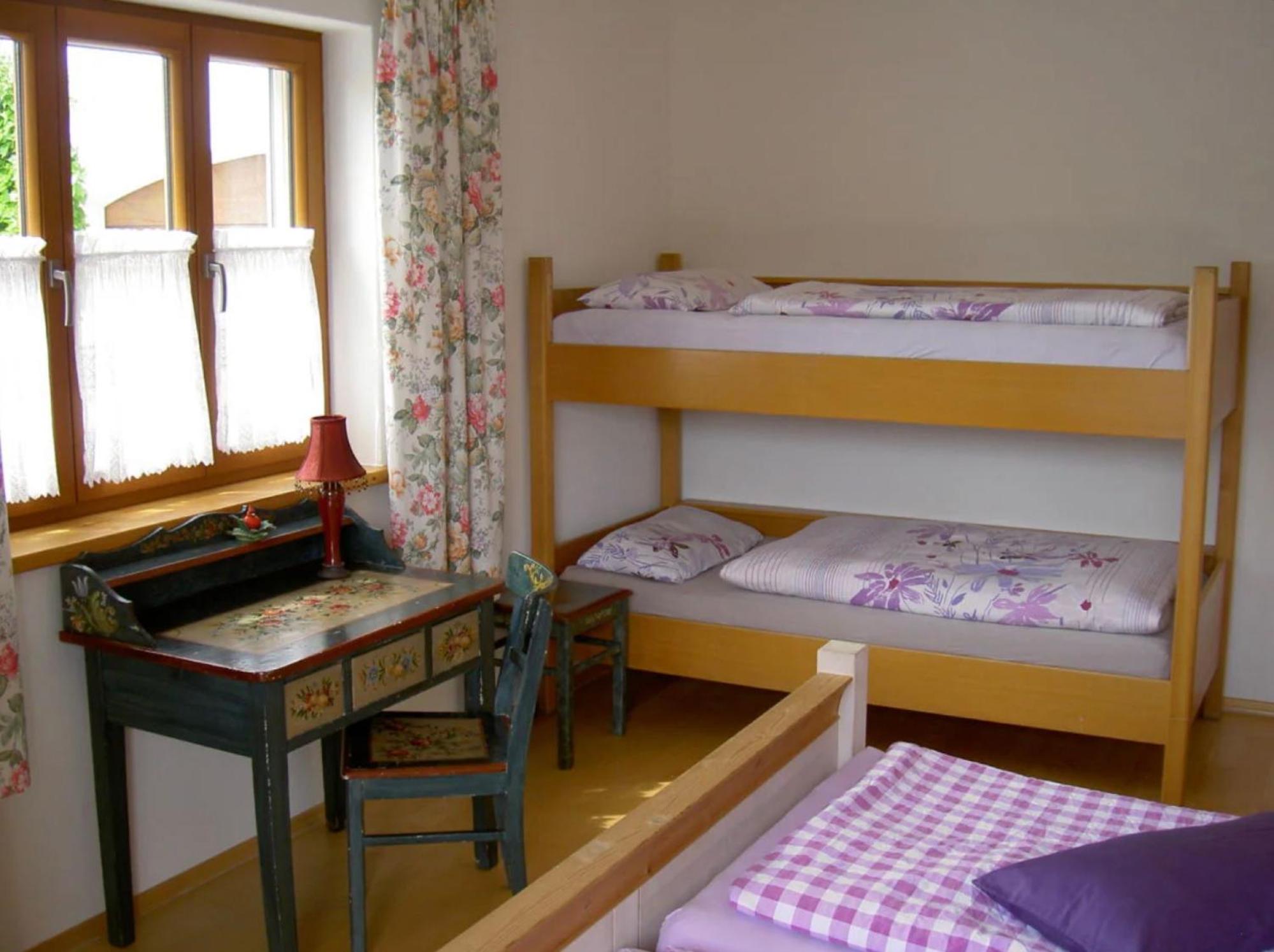 One-Bedroom Apartment with Garden View photo 3