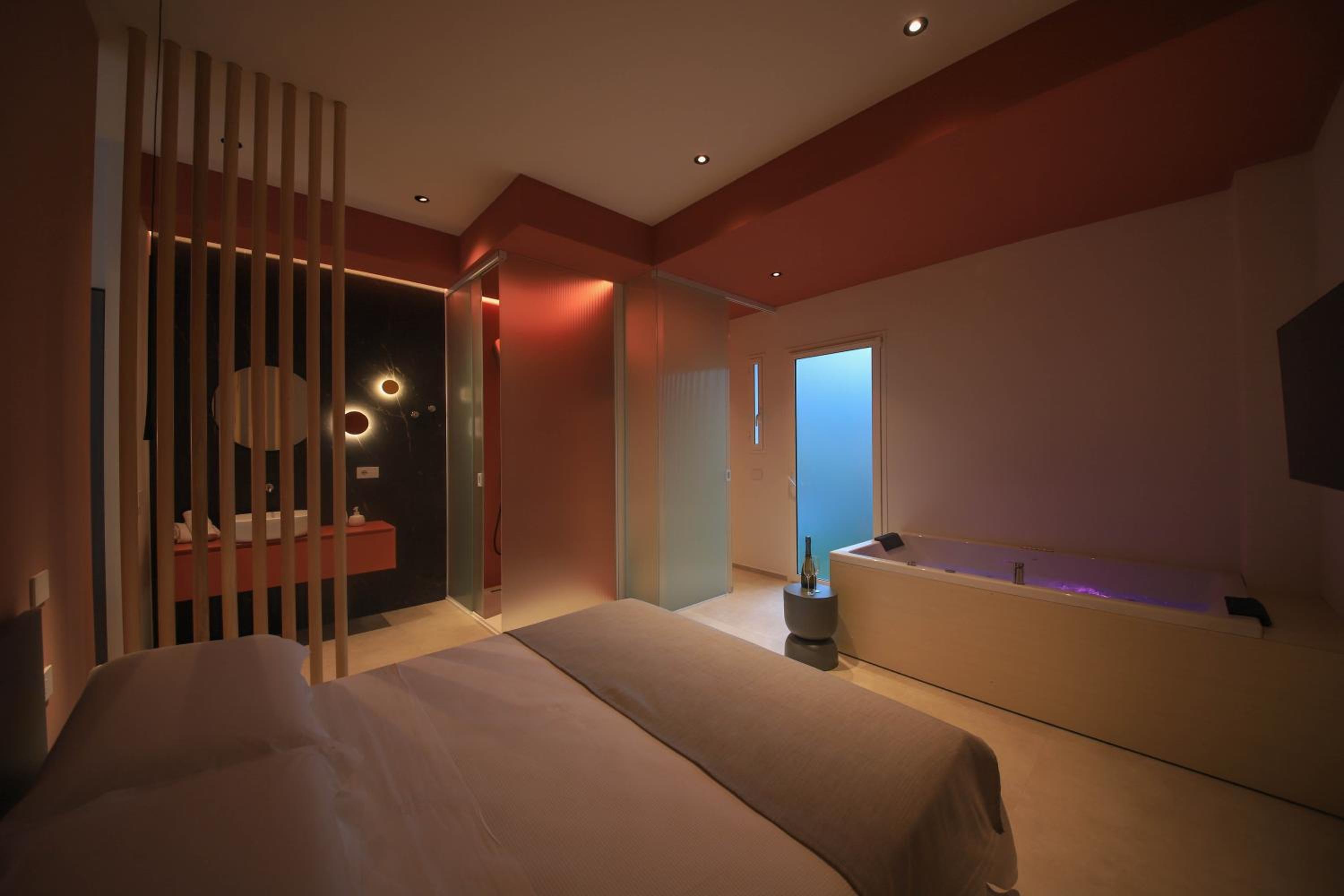 One-Bedroom Apartment with Spa Bath