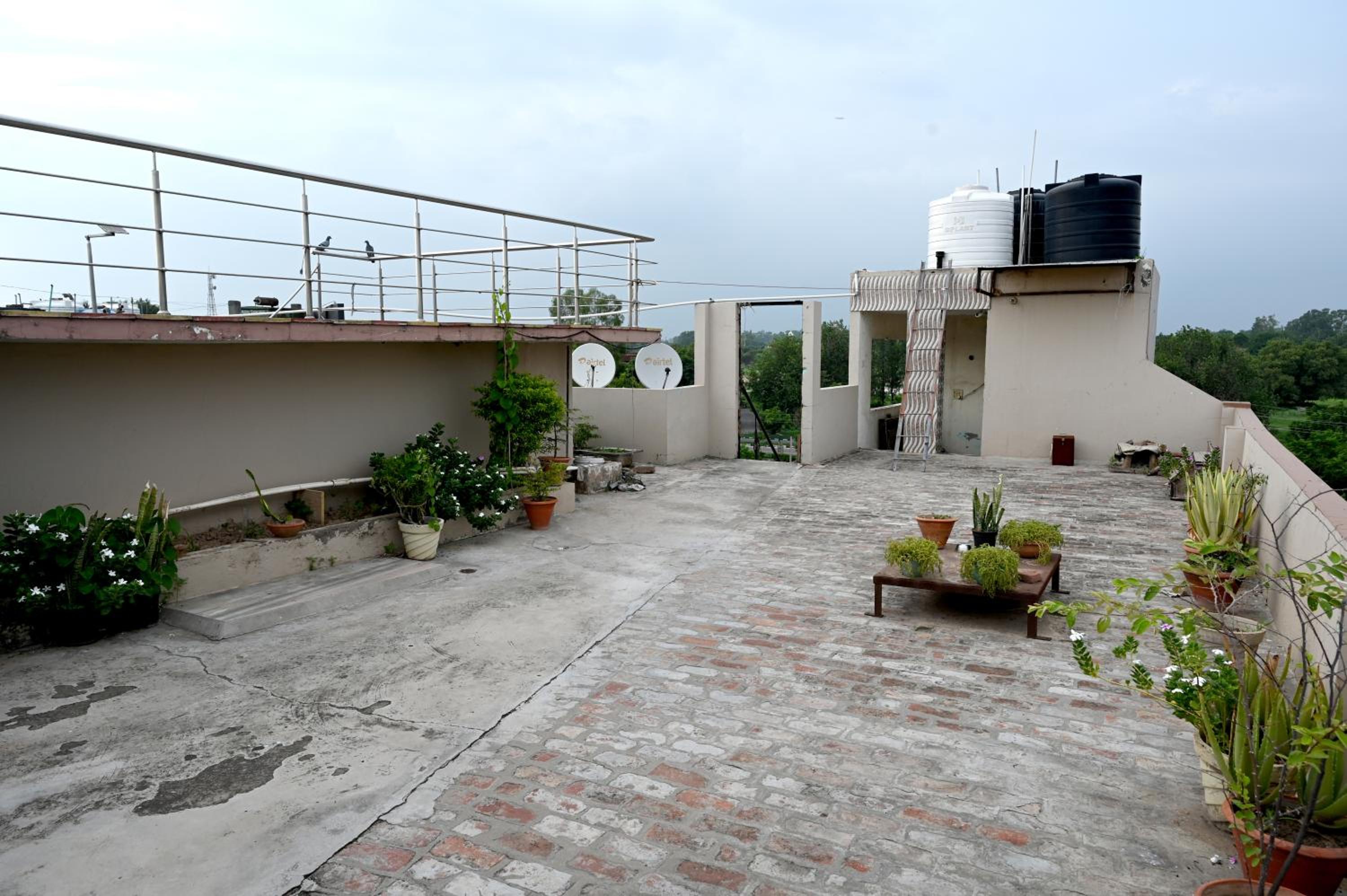 Double Room with Private Bathroom - Photo 7