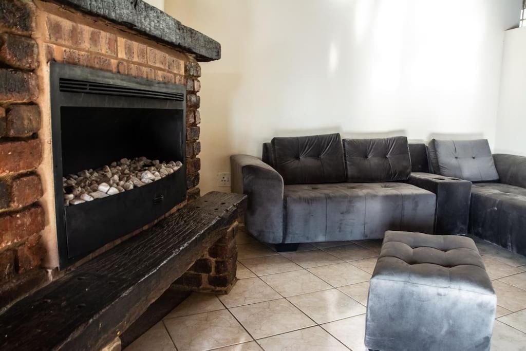 Three-Bedroom House - Photo 14
