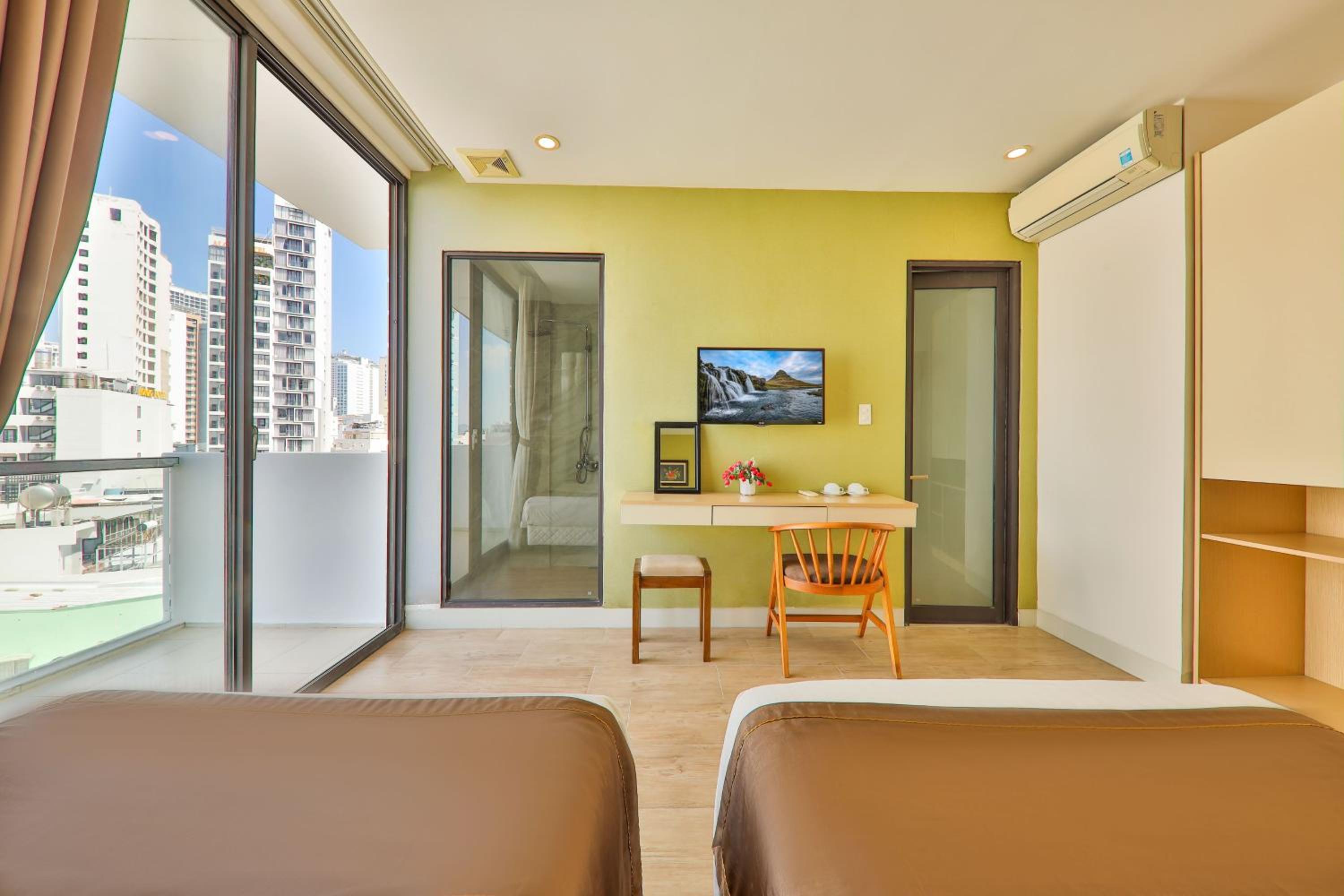 Twin Room with Balcony
