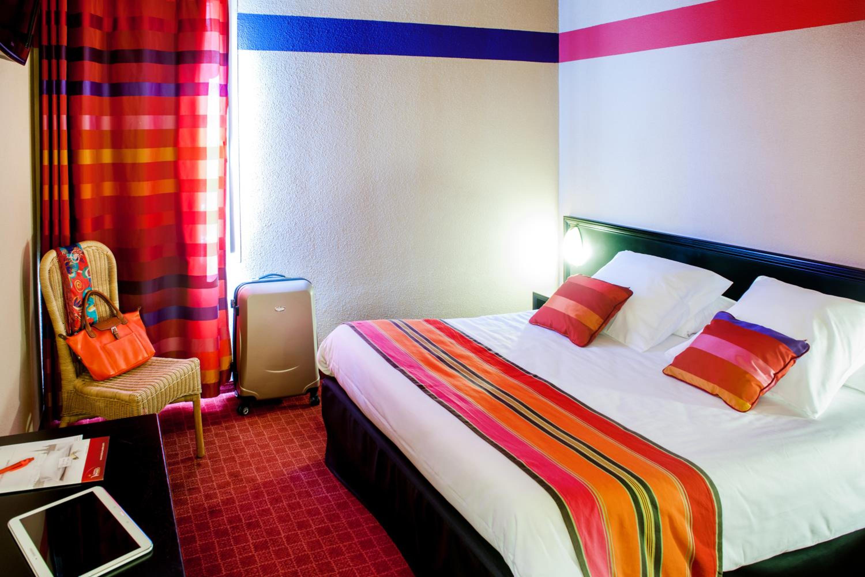 Double Room - Photo 2