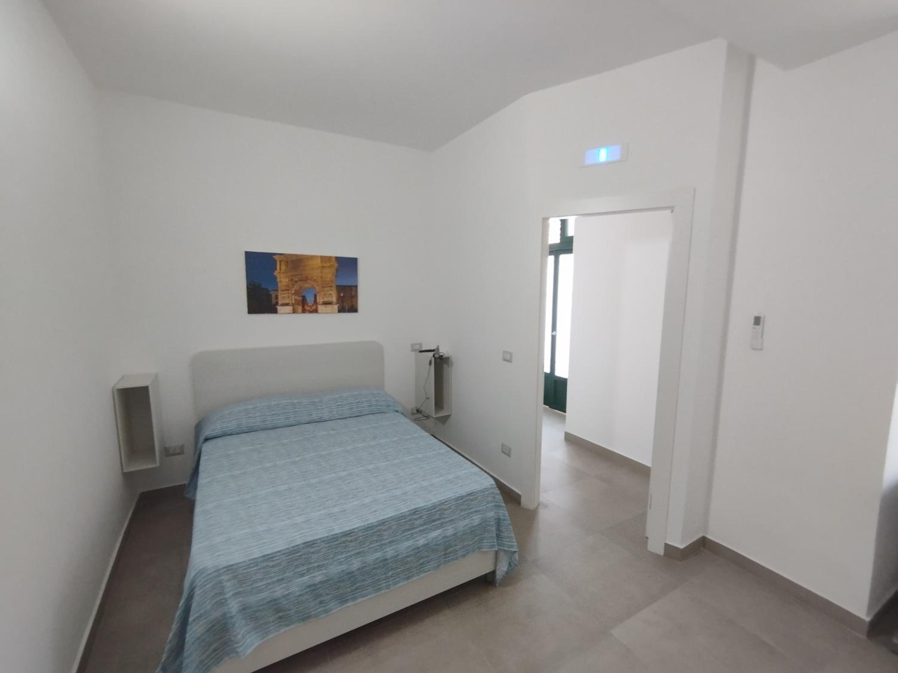Standard Double Room photo 3