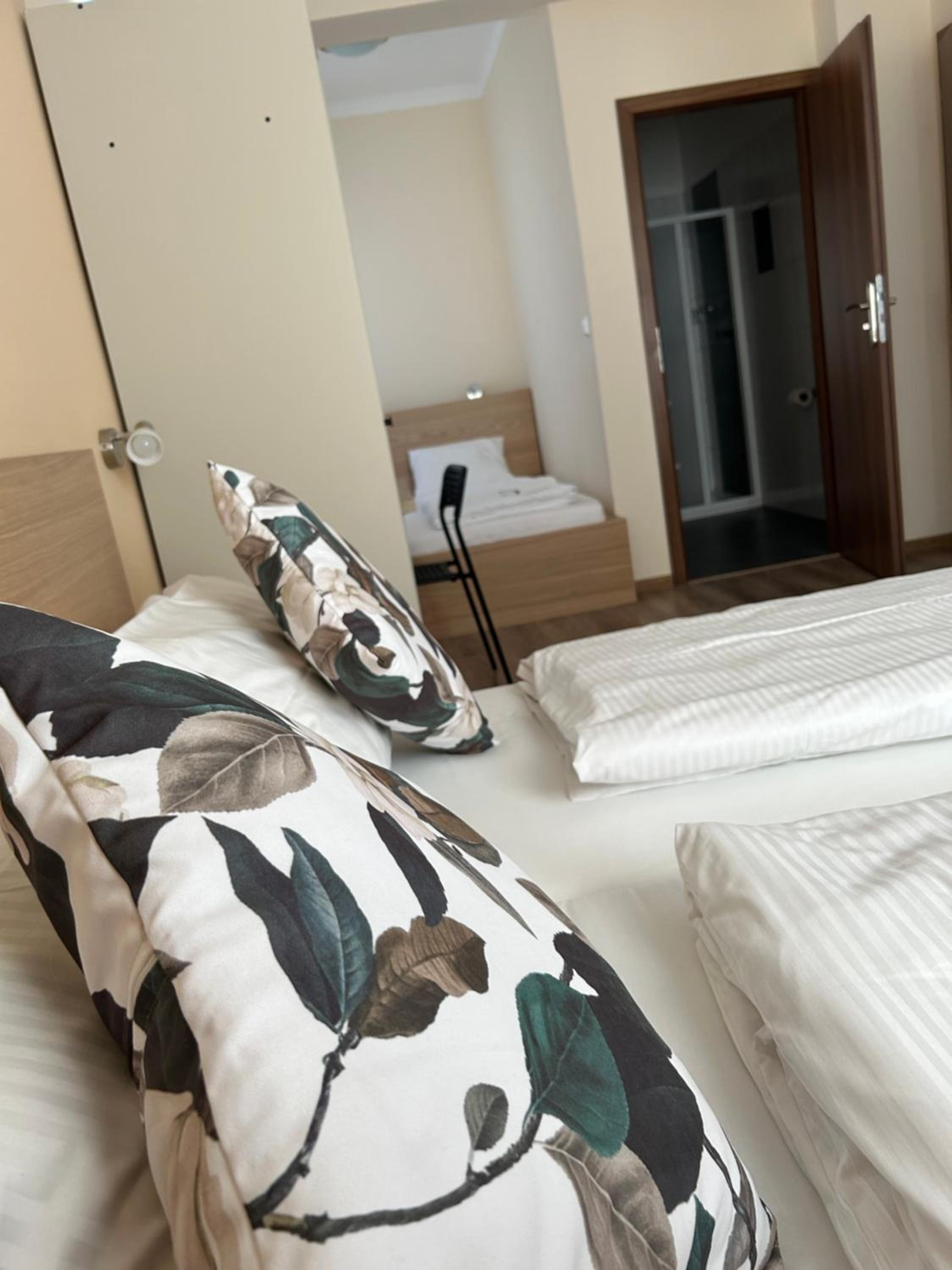 Triple Room - Photo 1