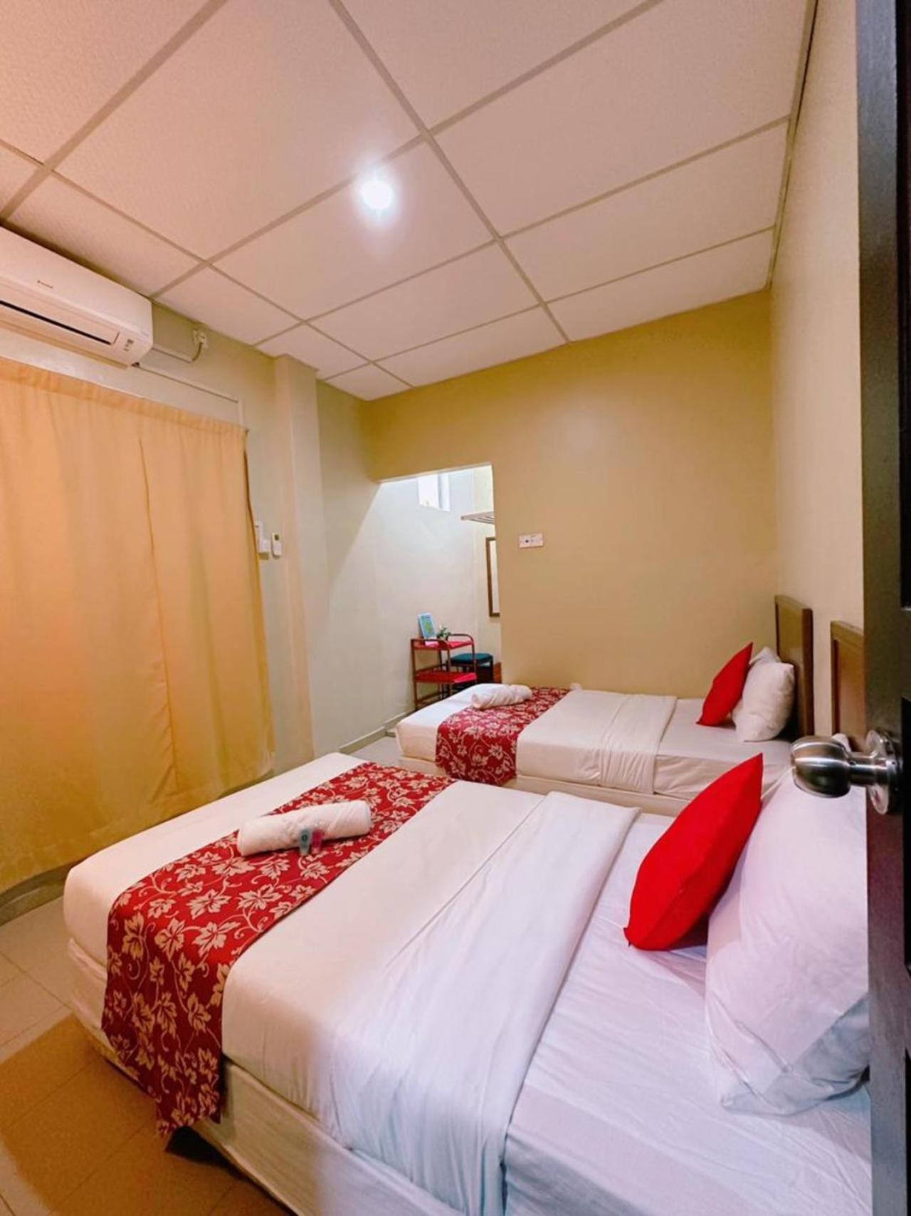 Deluxe Twin Room - Photo 1