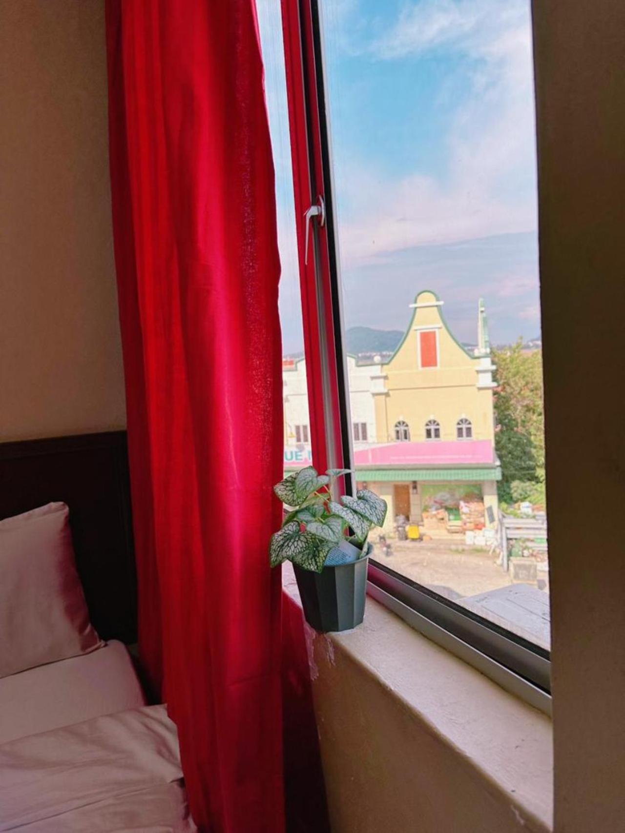 Deluxe Triple Room photo 3