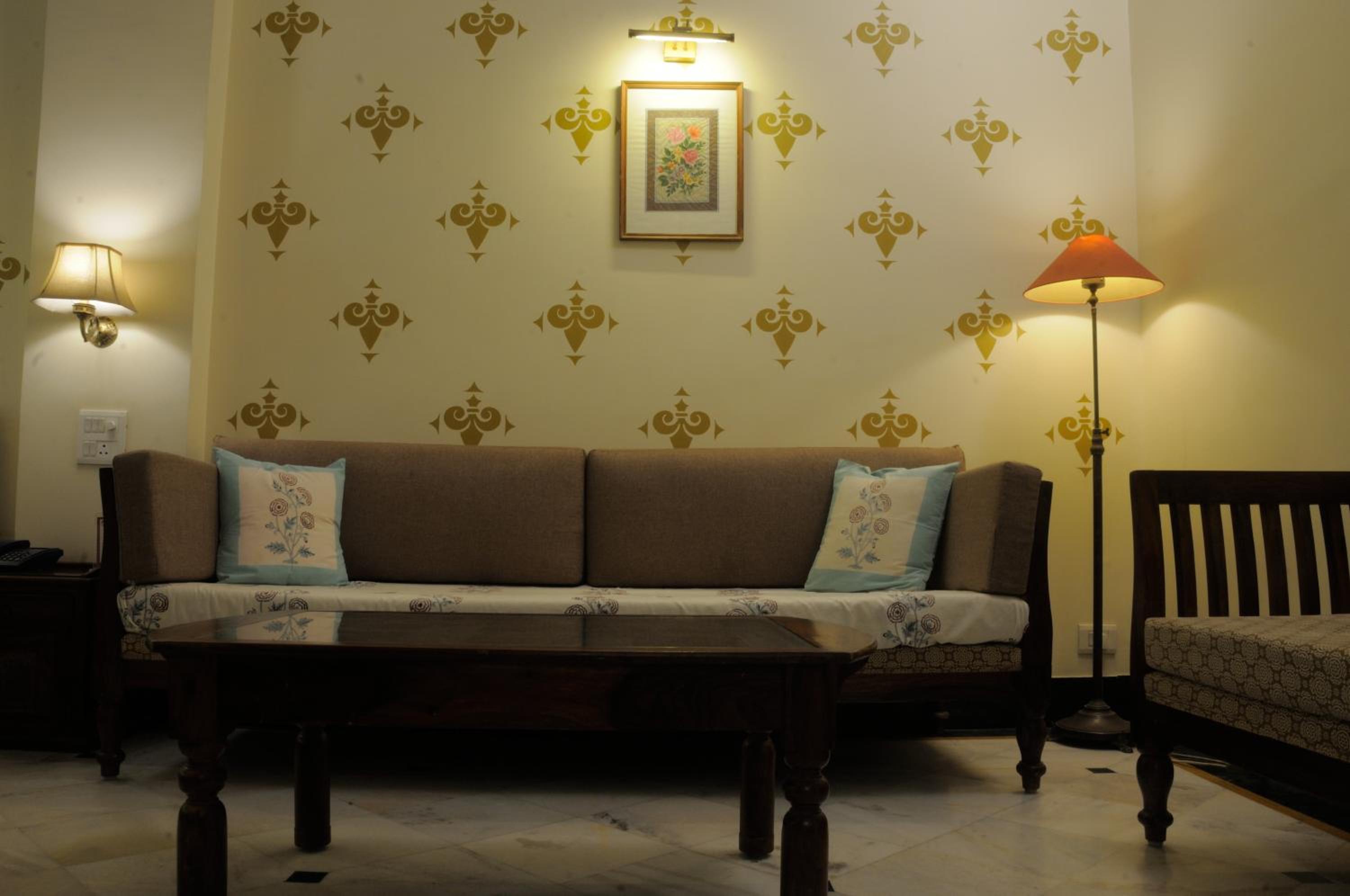 Deluxe Family Room - Photo 3