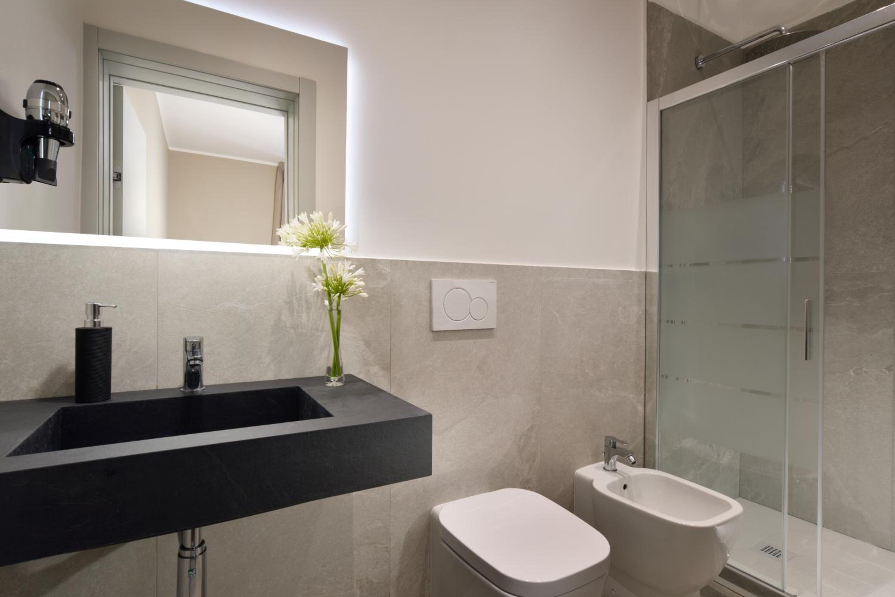 Double or Twin Room photo 3