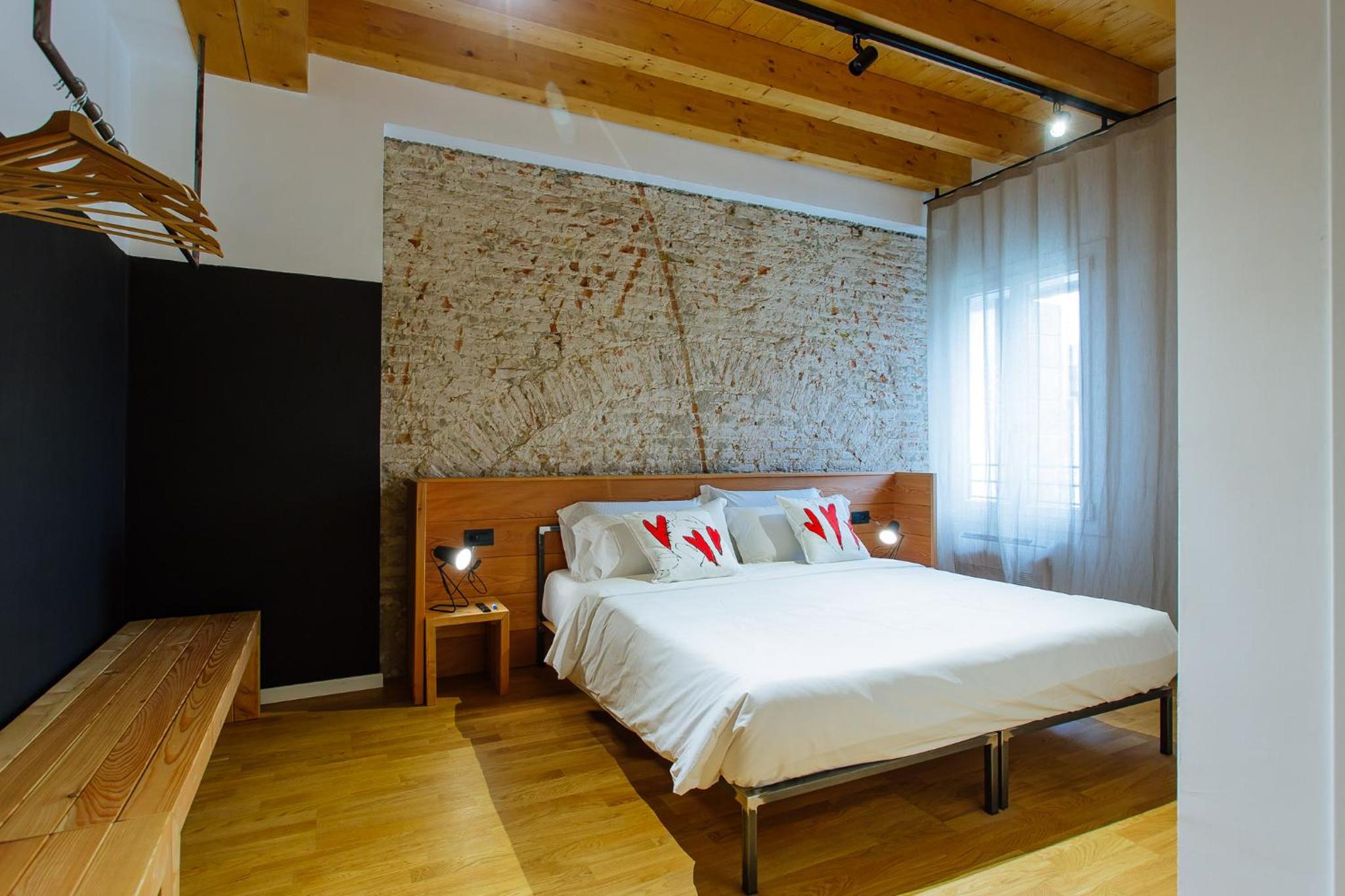 Double Room with Private Bathroom photo 1