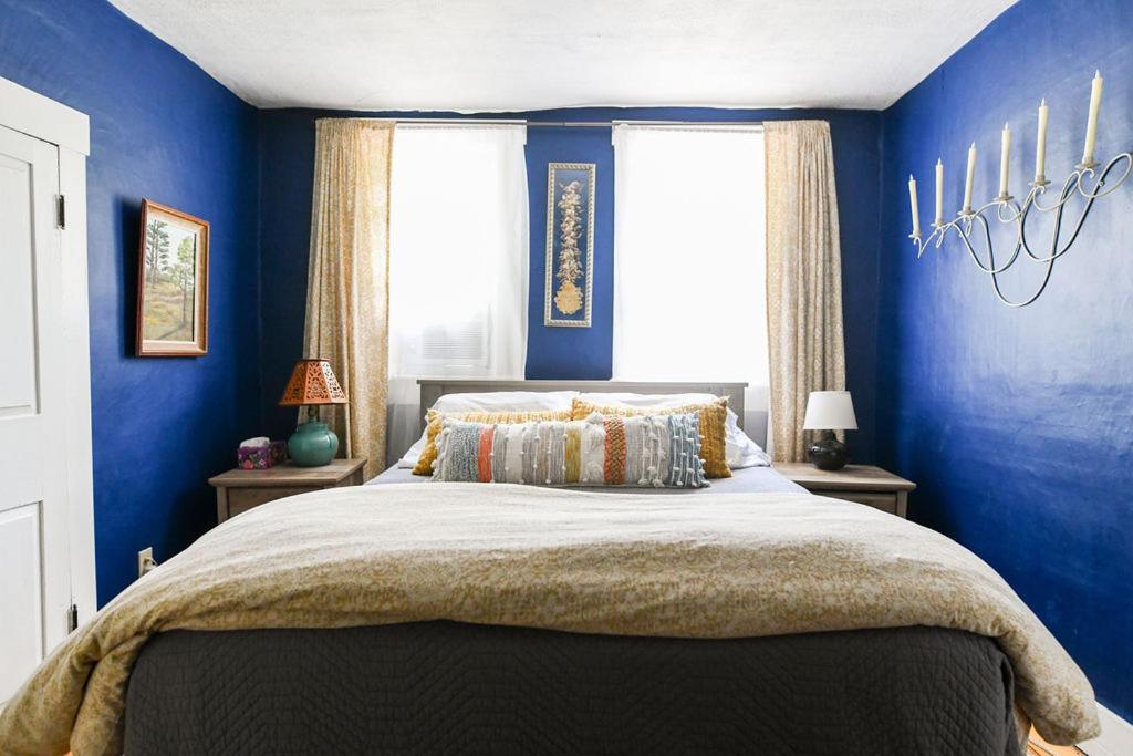 Deluxe Queen Room - Photo 23