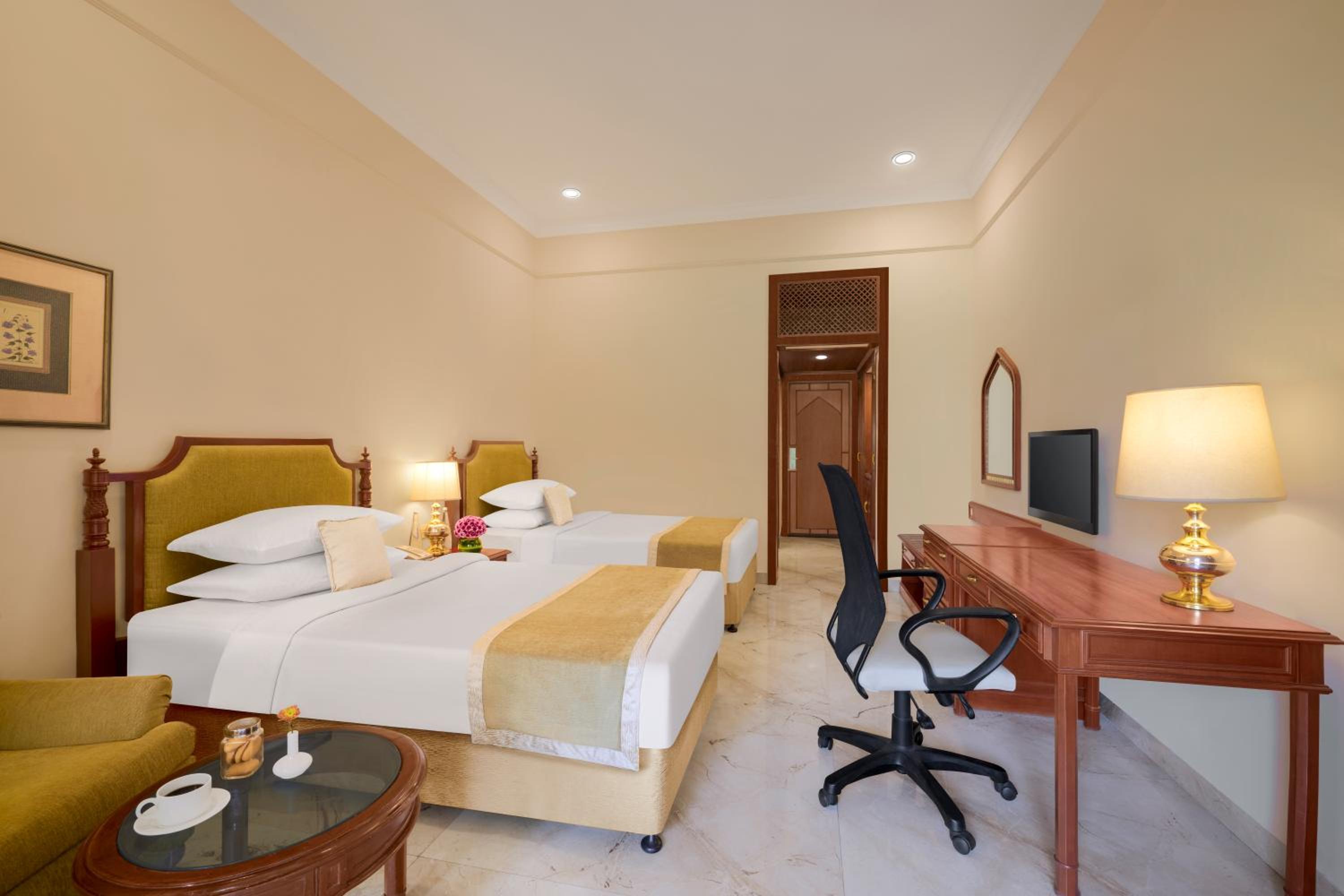Superior Twin Room with Garden View - Photo 11