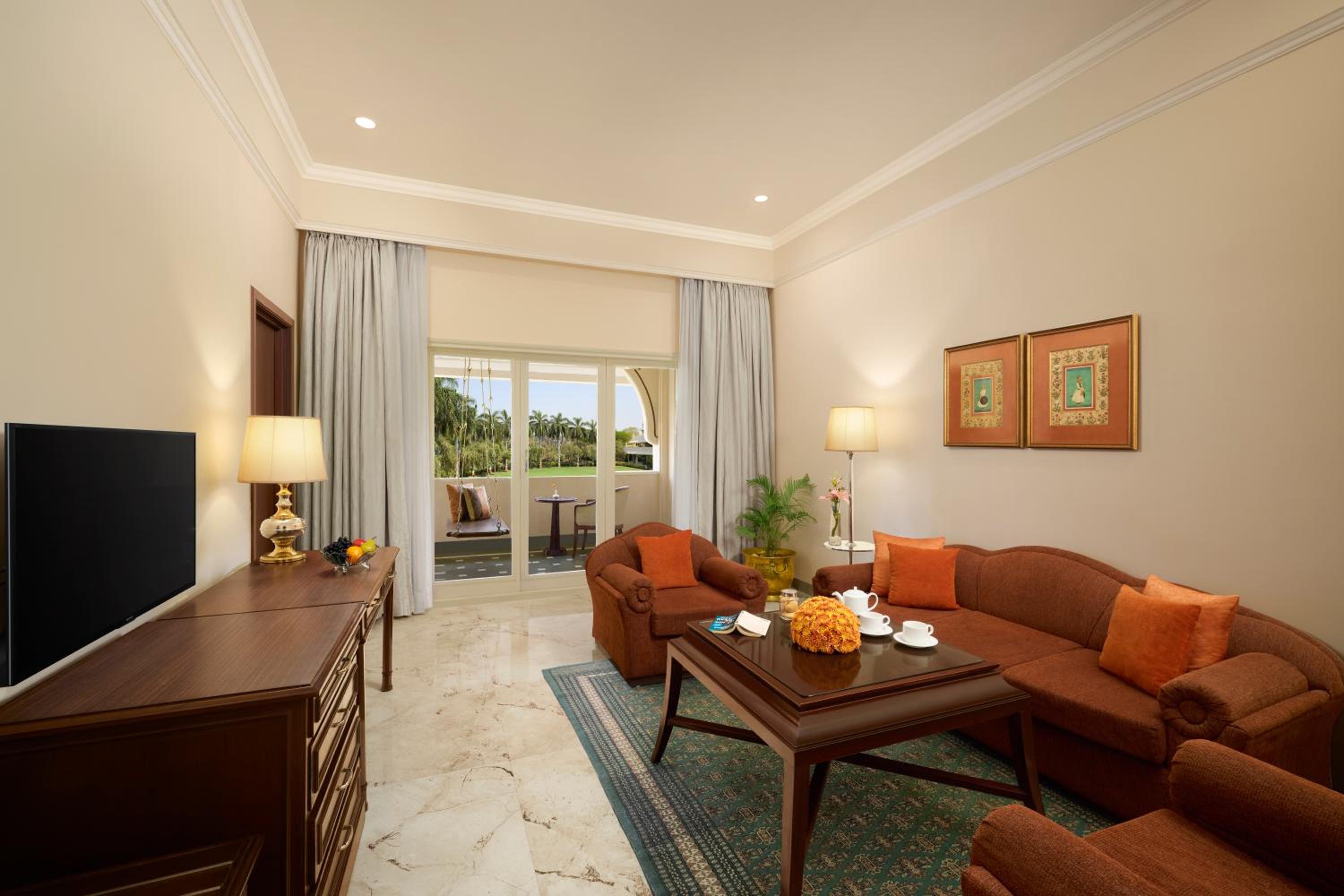 Deluxe Suite with Garden View – With 10% off on F&B