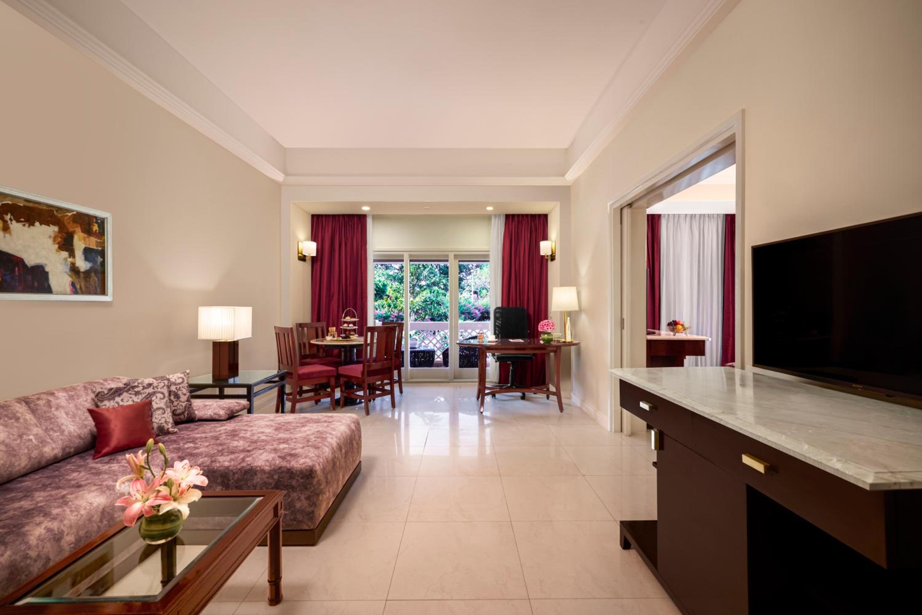Premium Suite with Garden View Premium Suite with Garden View