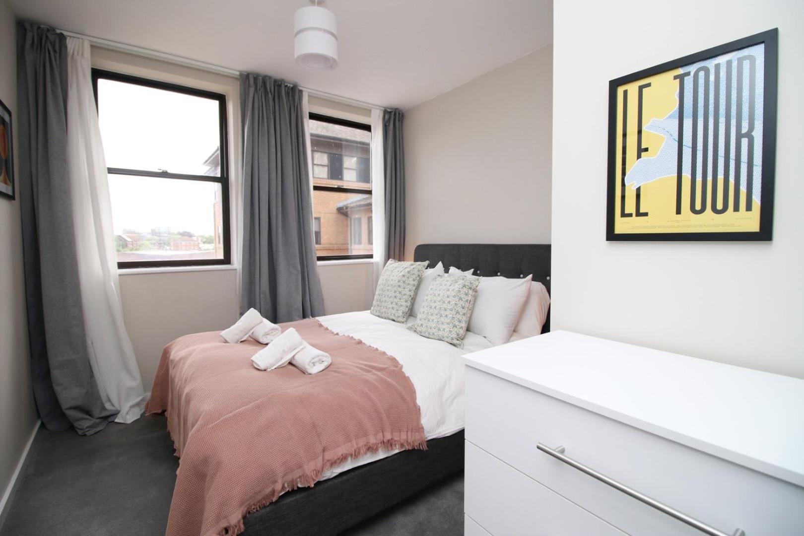 Apartment photo 2