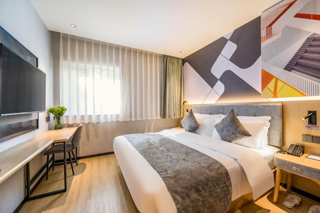 Superior Queen Room