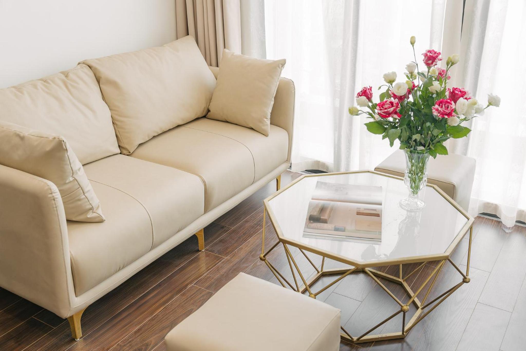 Two-Bedroom Apartment with Balcony - Photo 10