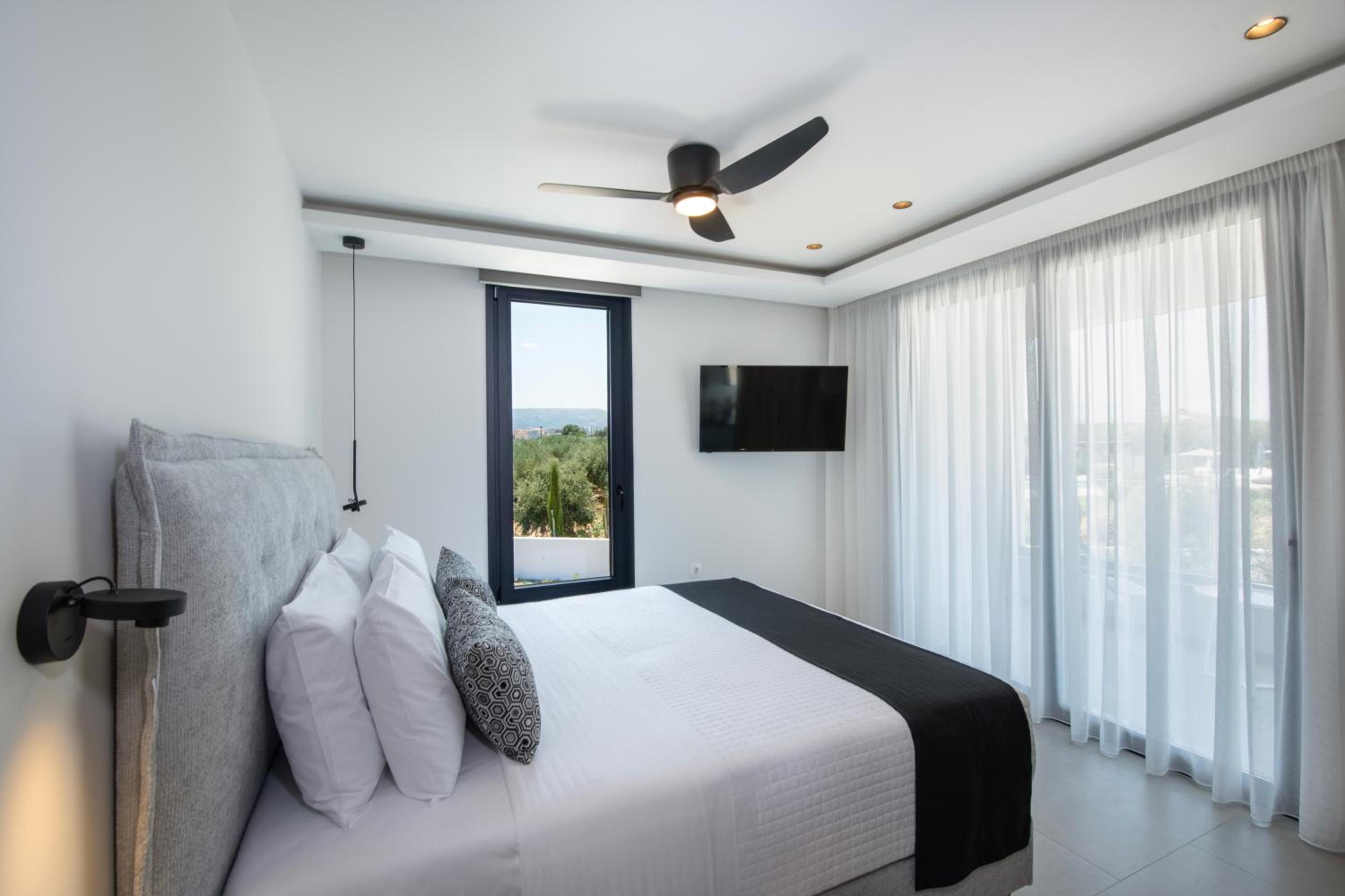 Villa with Sea View photo 1
