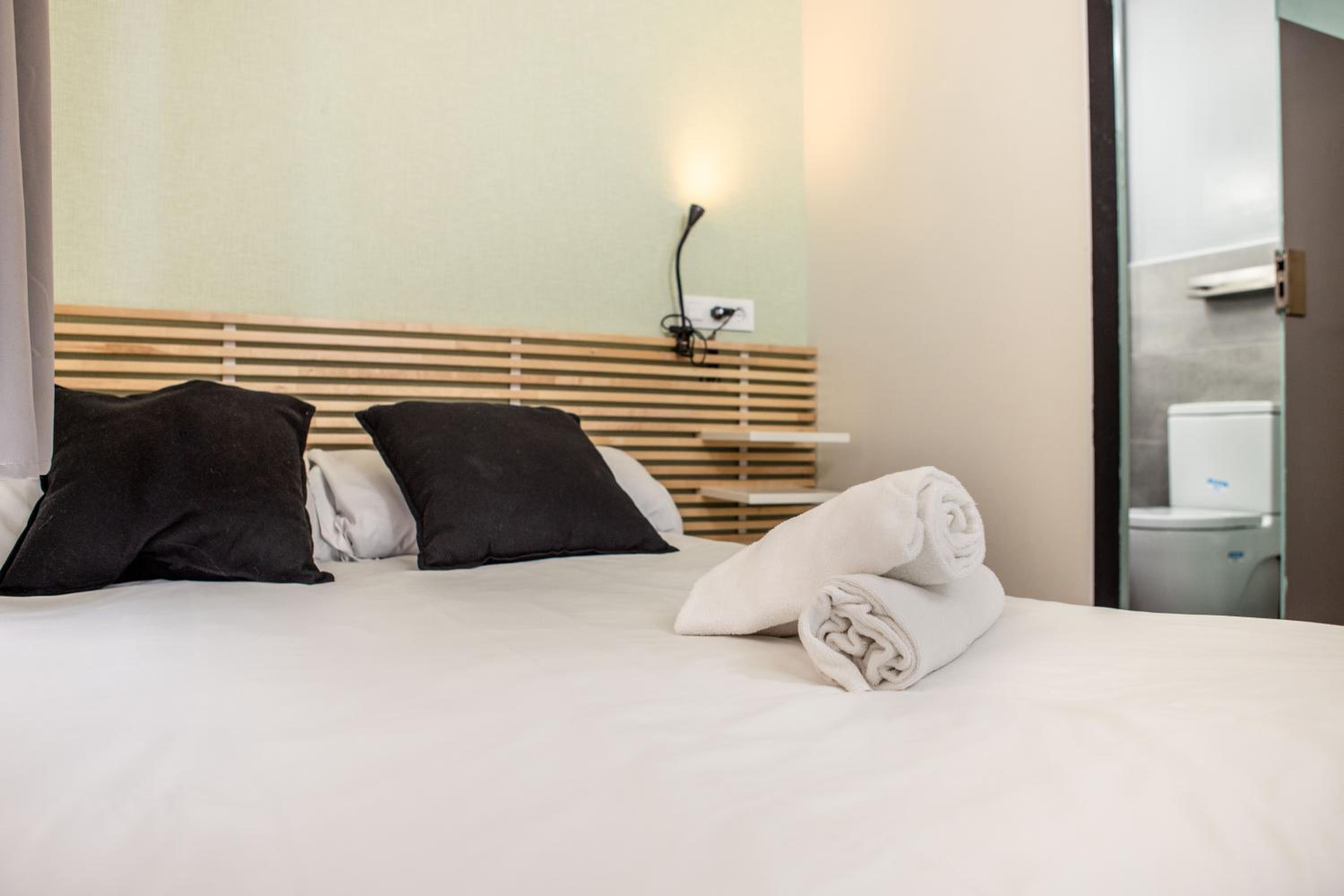 Single Room photo 3