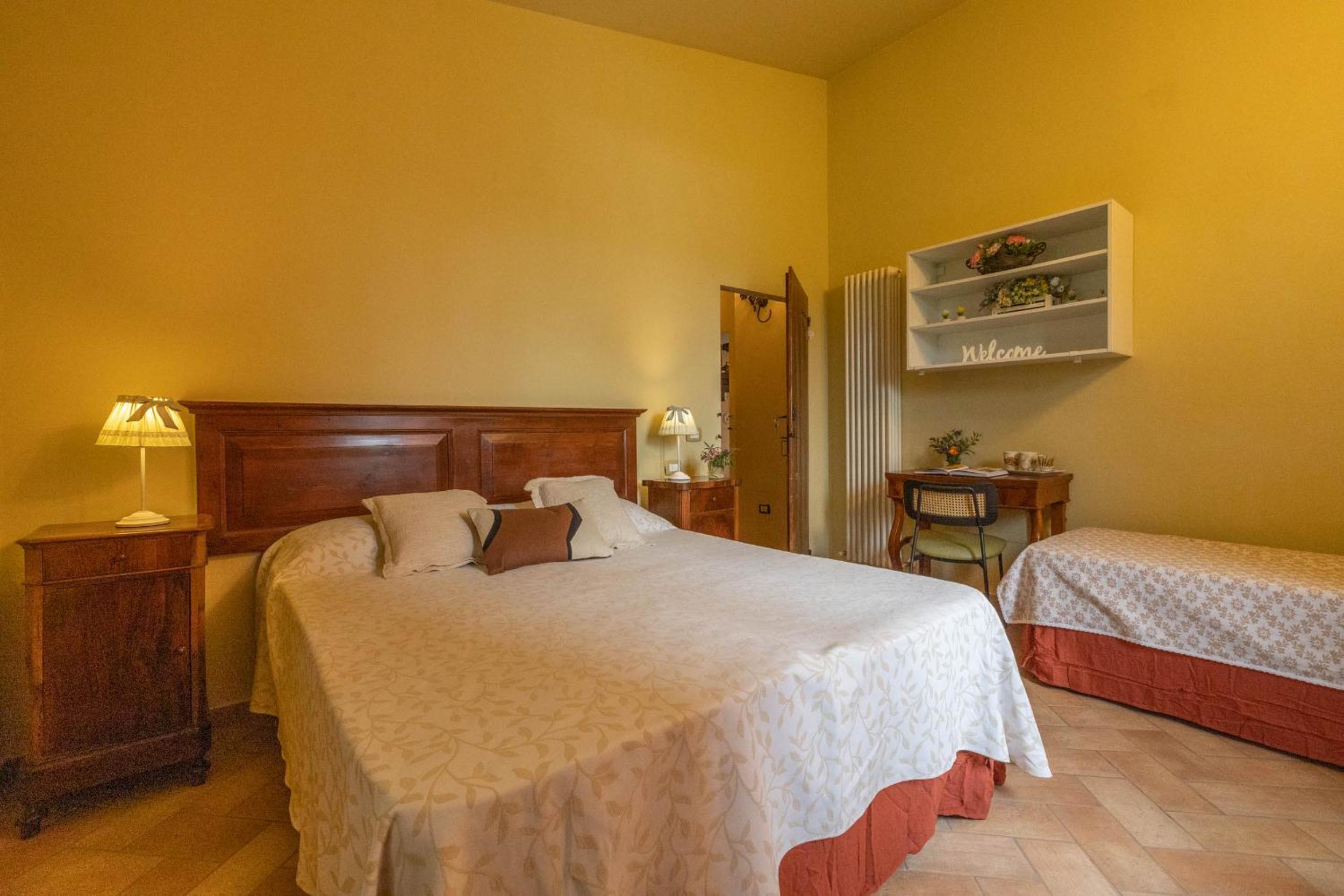 Triple Room with Pool View photo 2