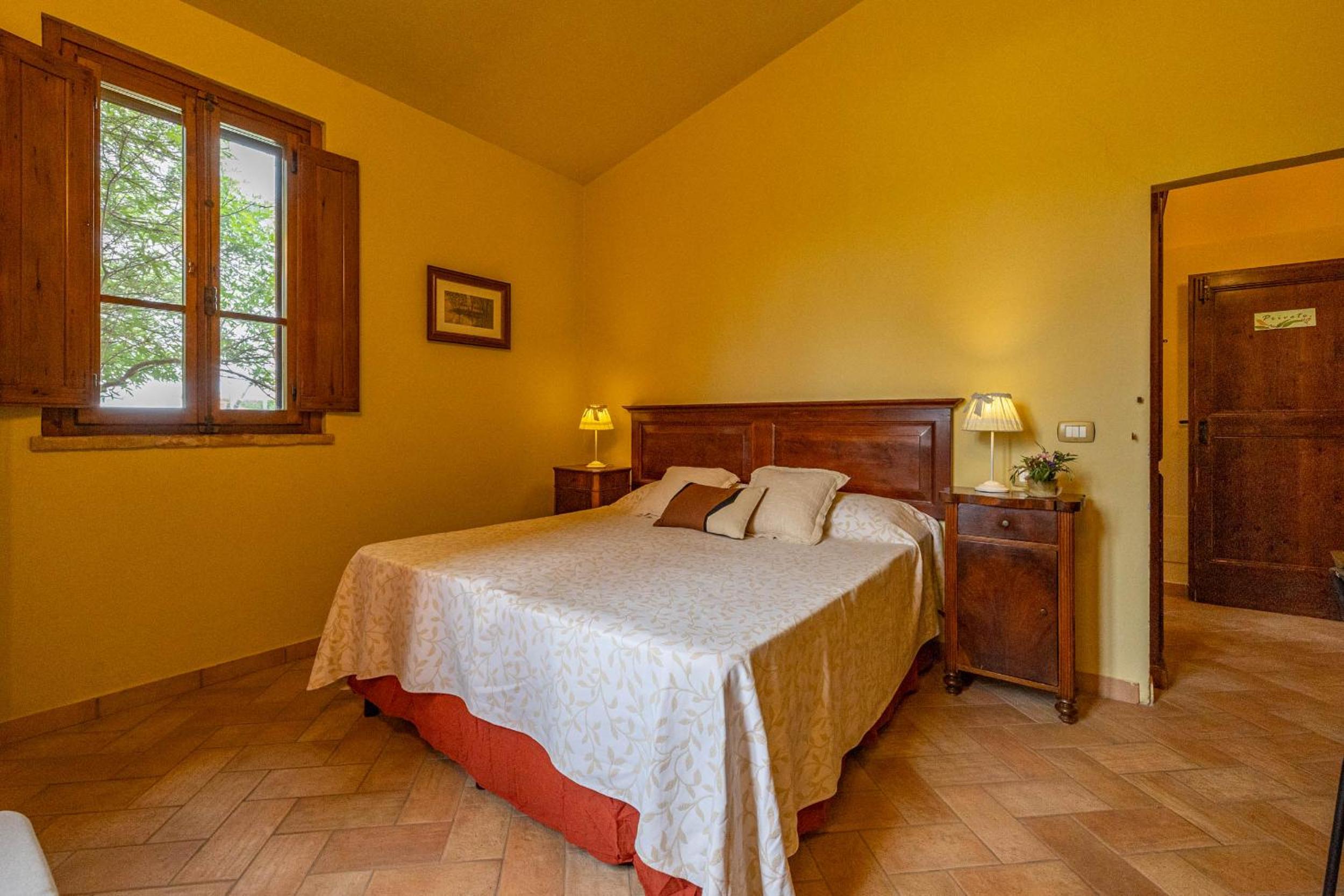 Triple Room with Pool View photo 3