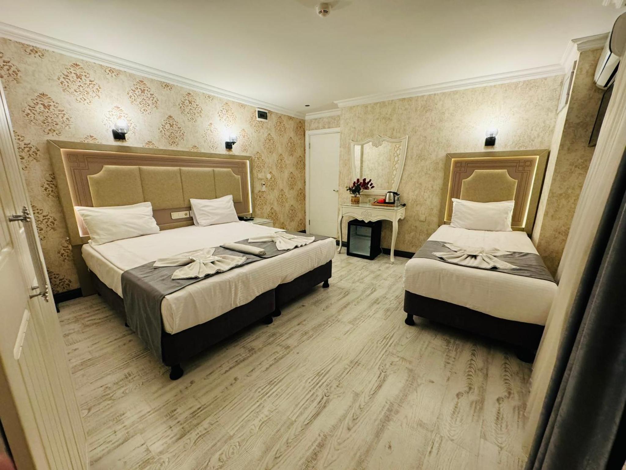 Triple Room photo 2