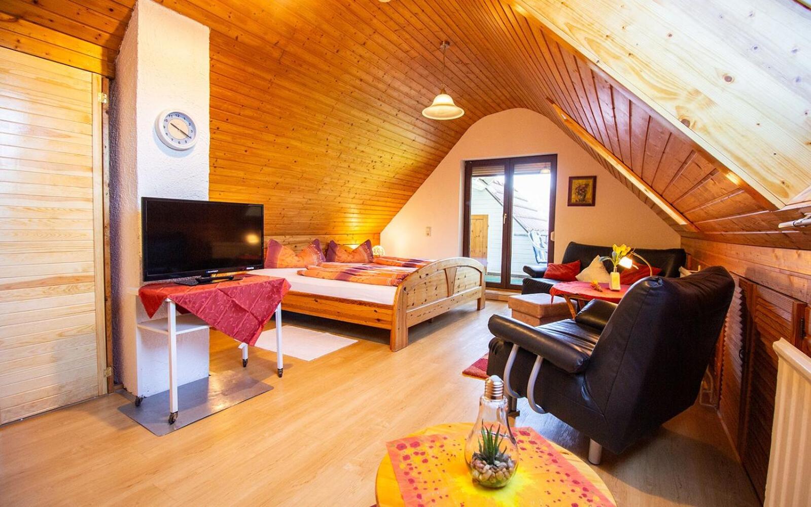 Superior One-Bedroom Apartment with Balcony photo 1