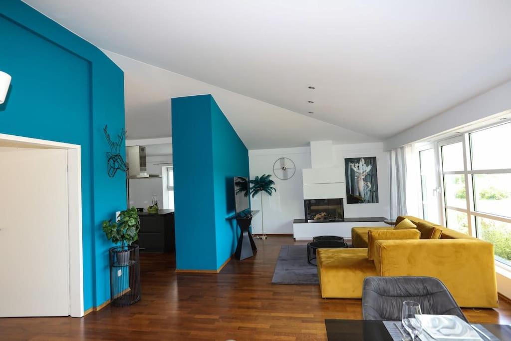Three-Bedroom Apartment photo 1