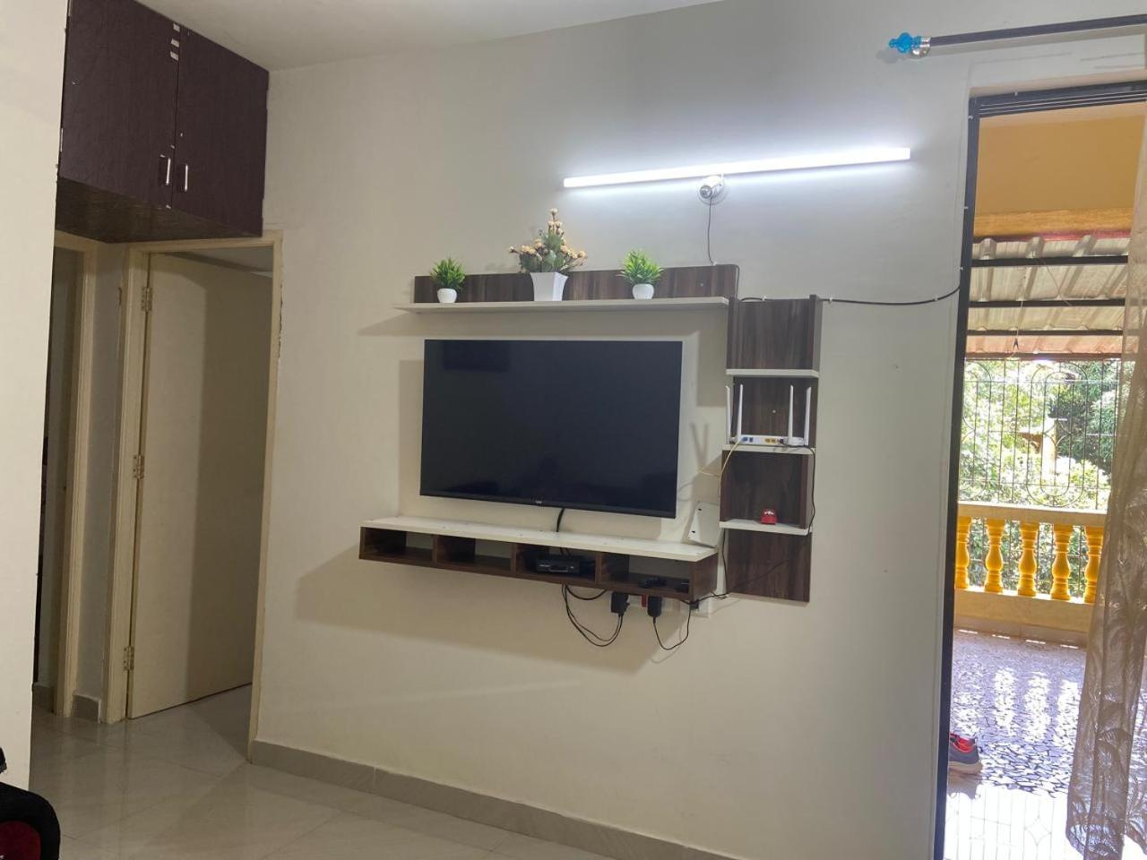 Two-Bedroom House photo 3