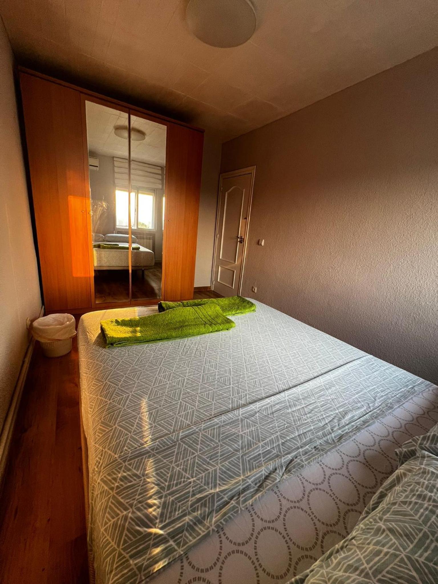 Habitación doble con baño compartido