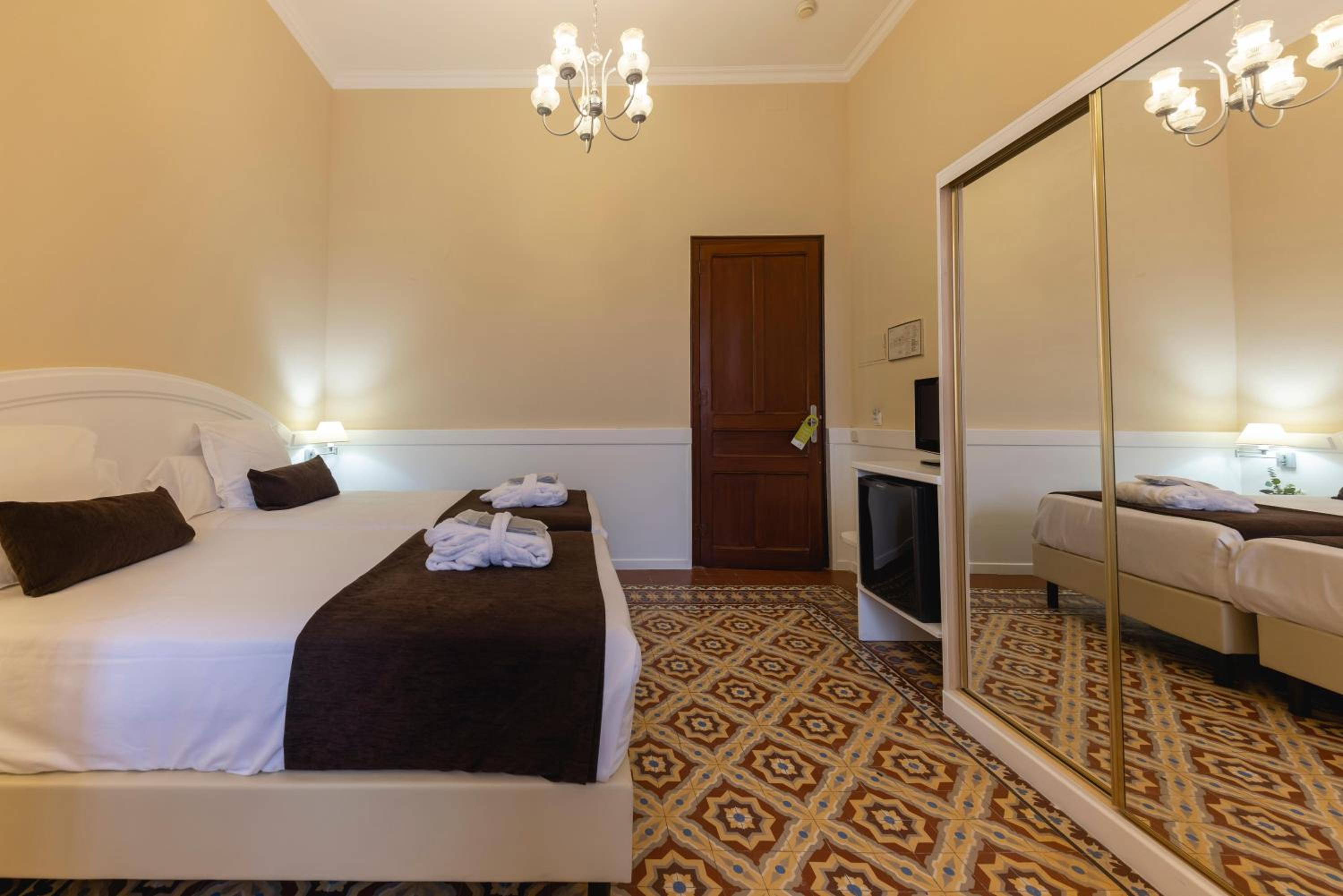 Triple Room photo 2