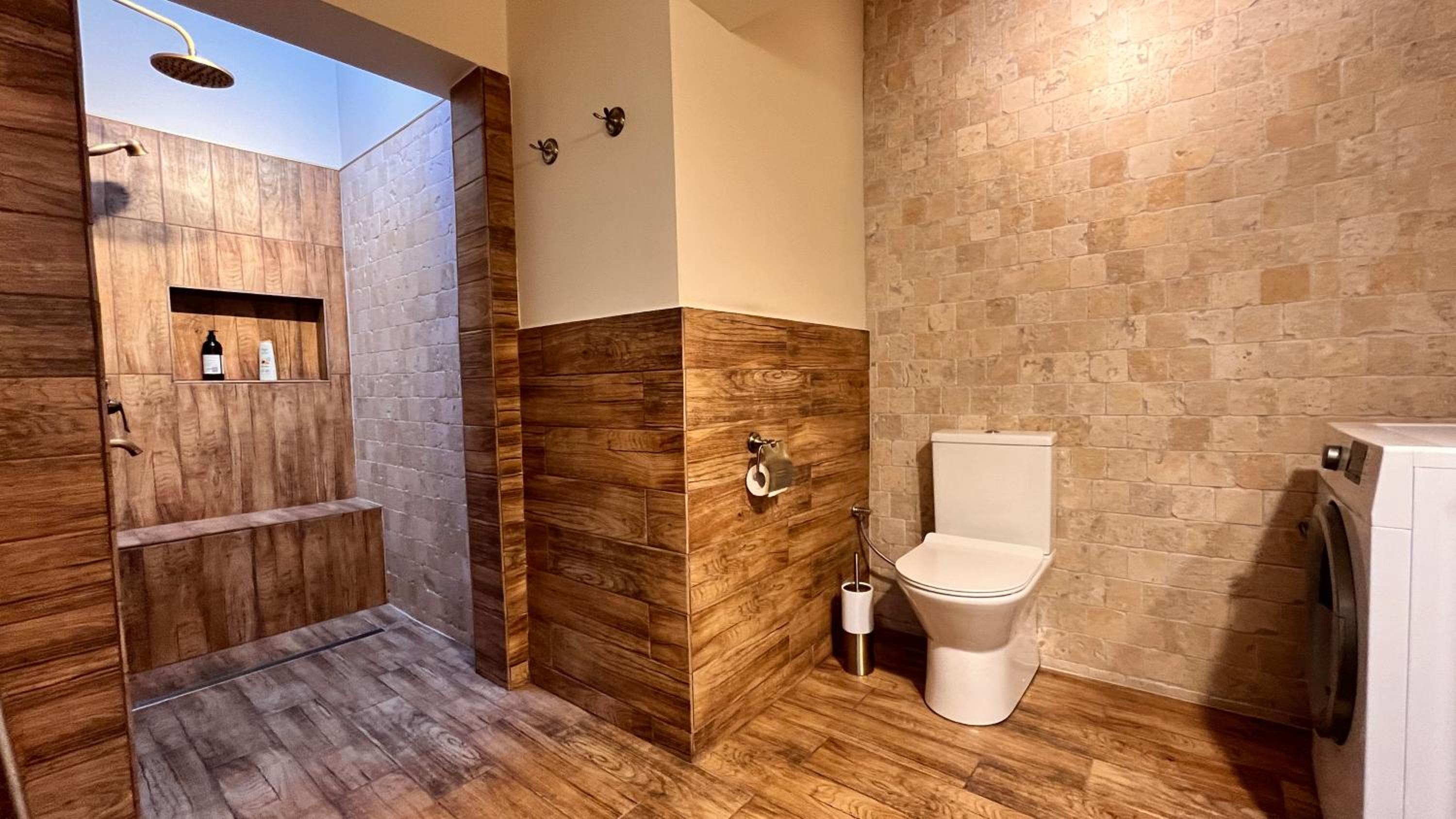 One-Bedroom Apartment - Photo 20
