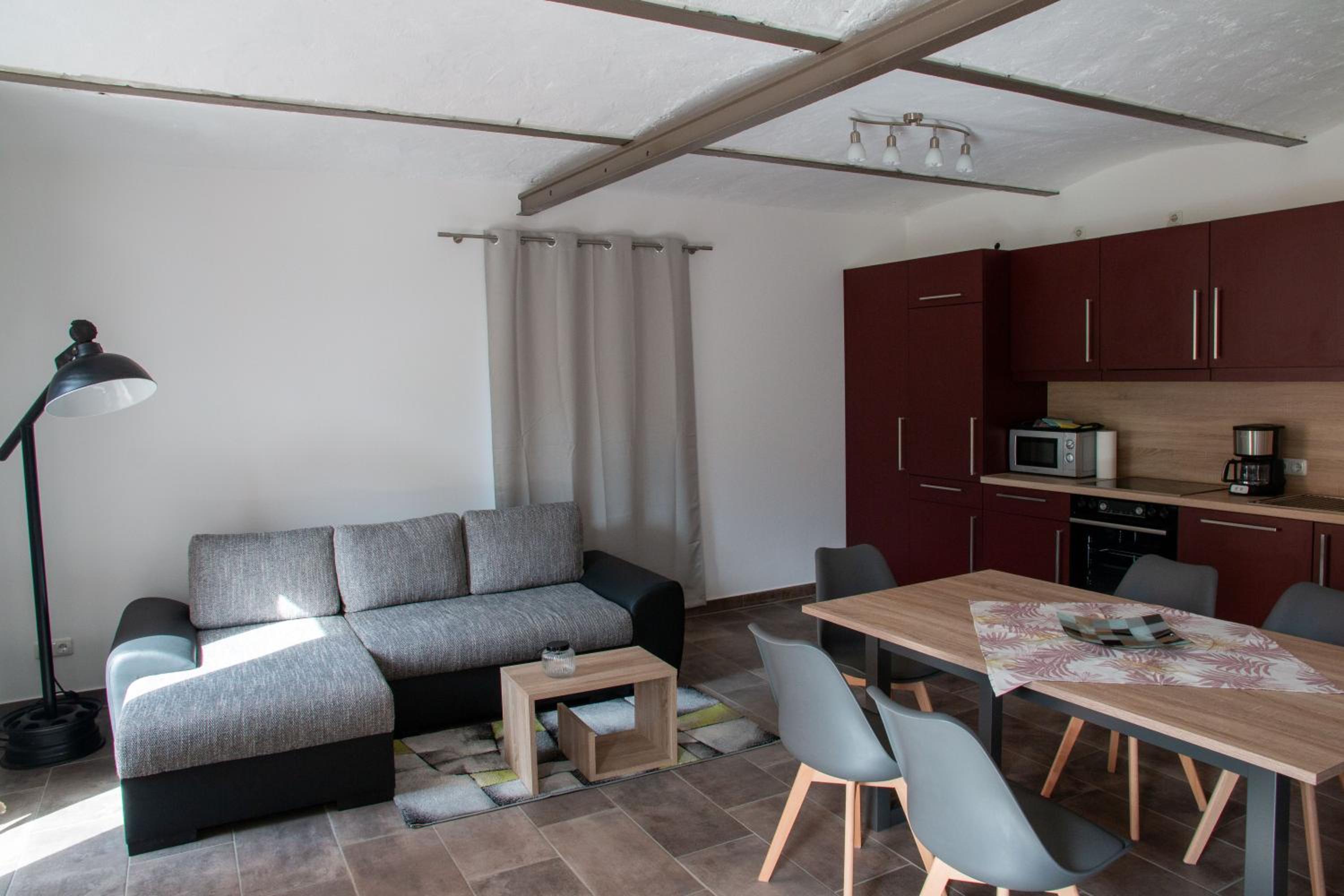 One-Bedroom Apartment with Terrace photo 1