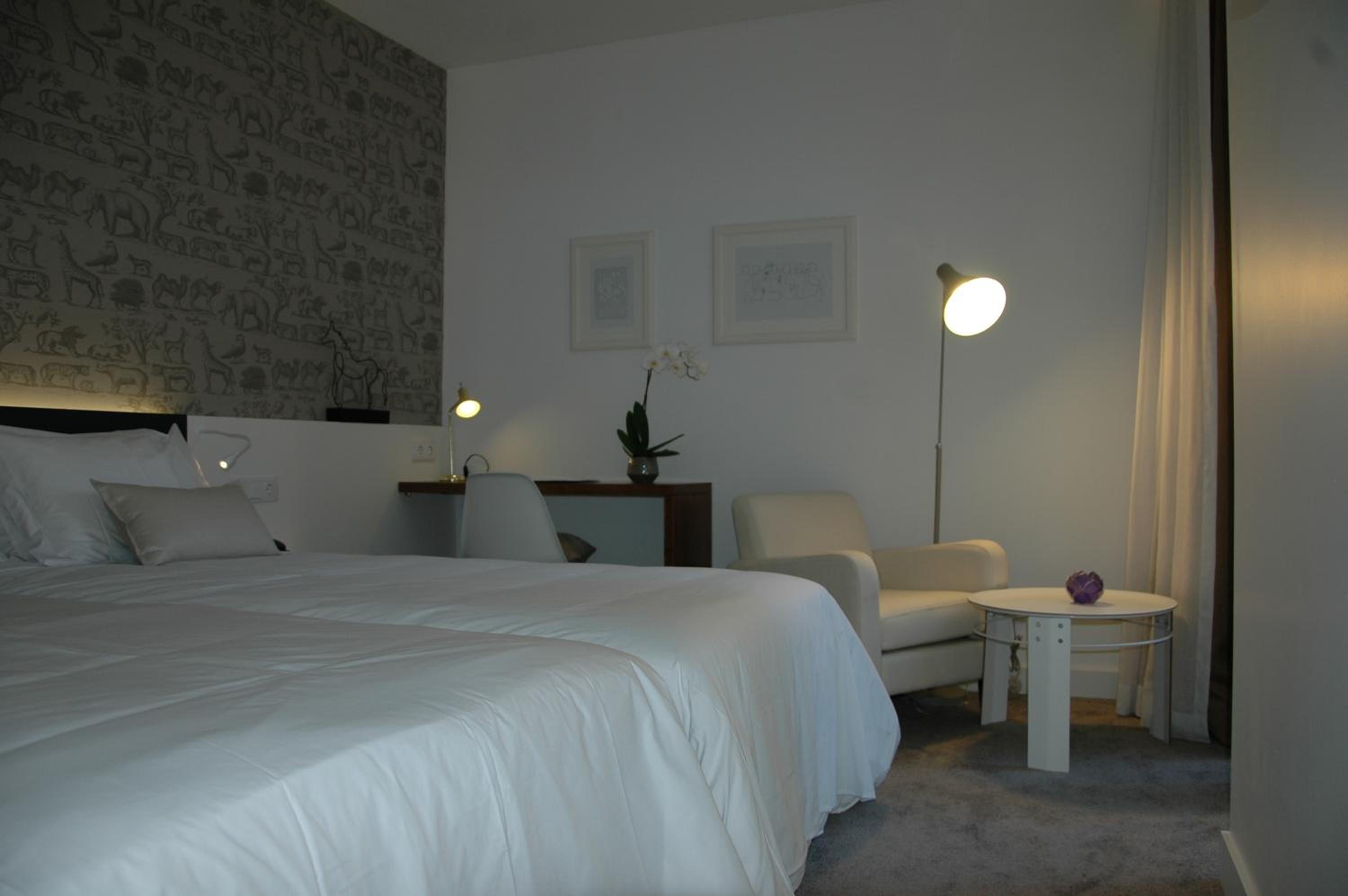 Double or Twin Room with Interior View photo 2