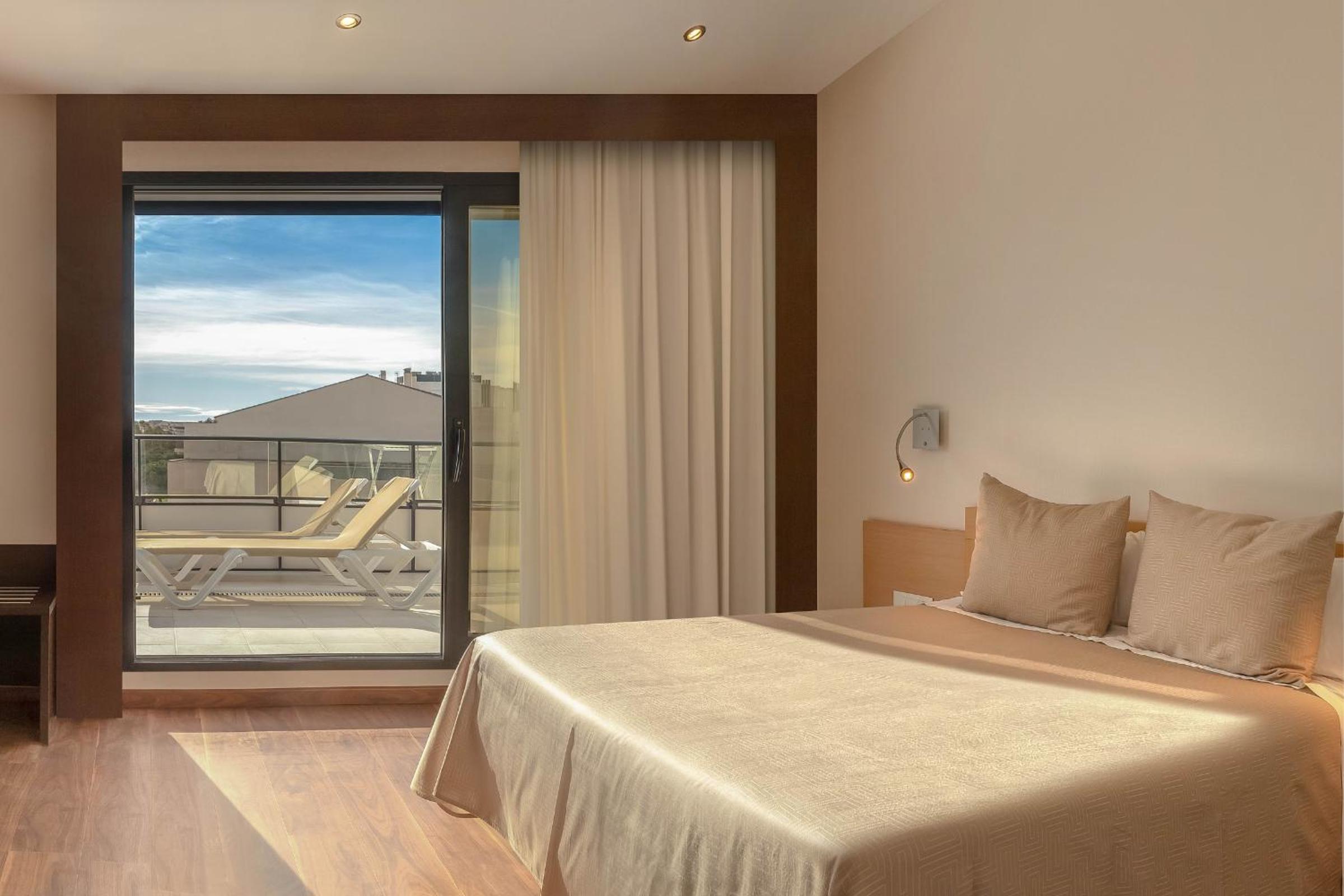 Suite Junior con Terraza (3 Adultos)
