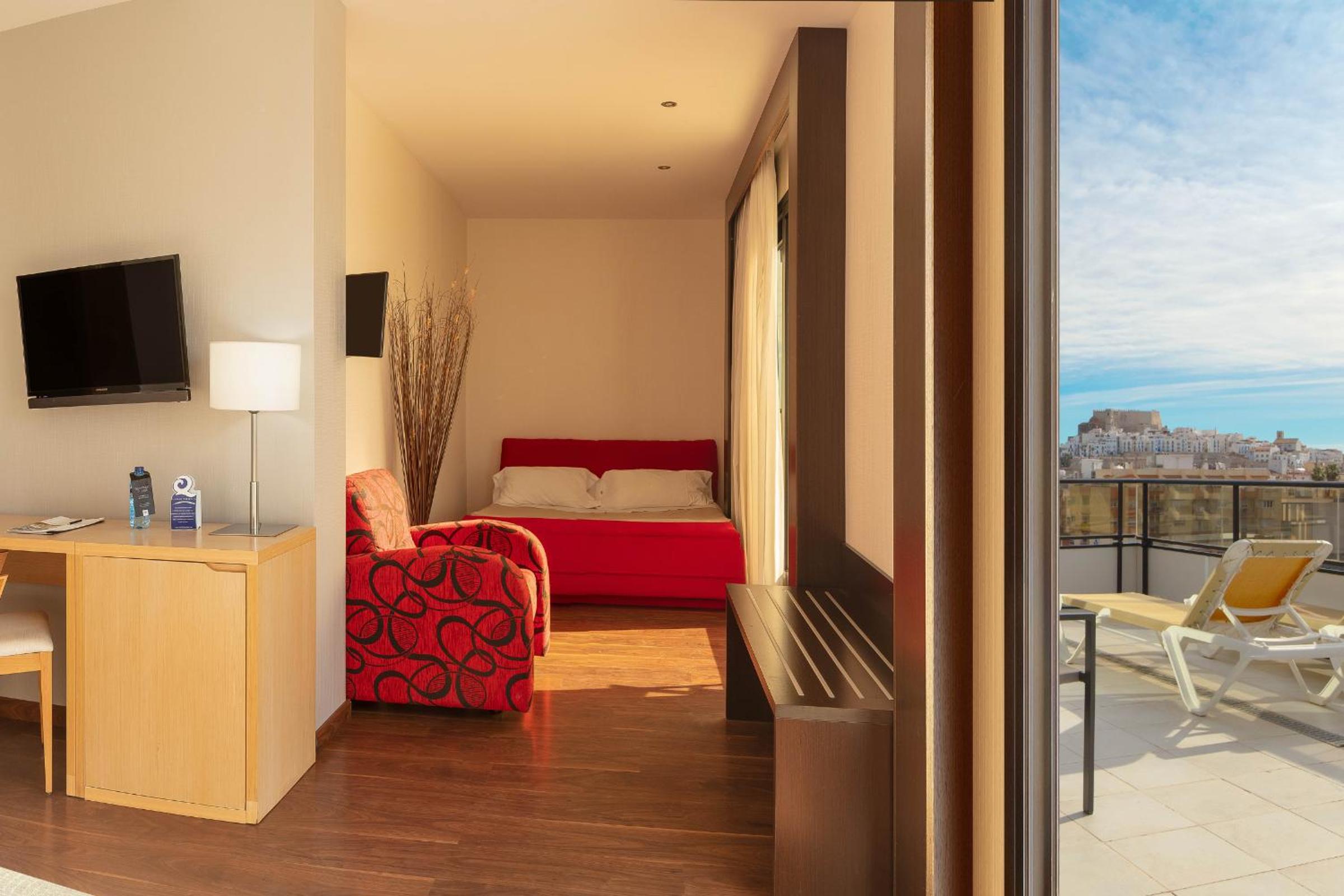 Suite Junior con Terraza (2 Adultos)