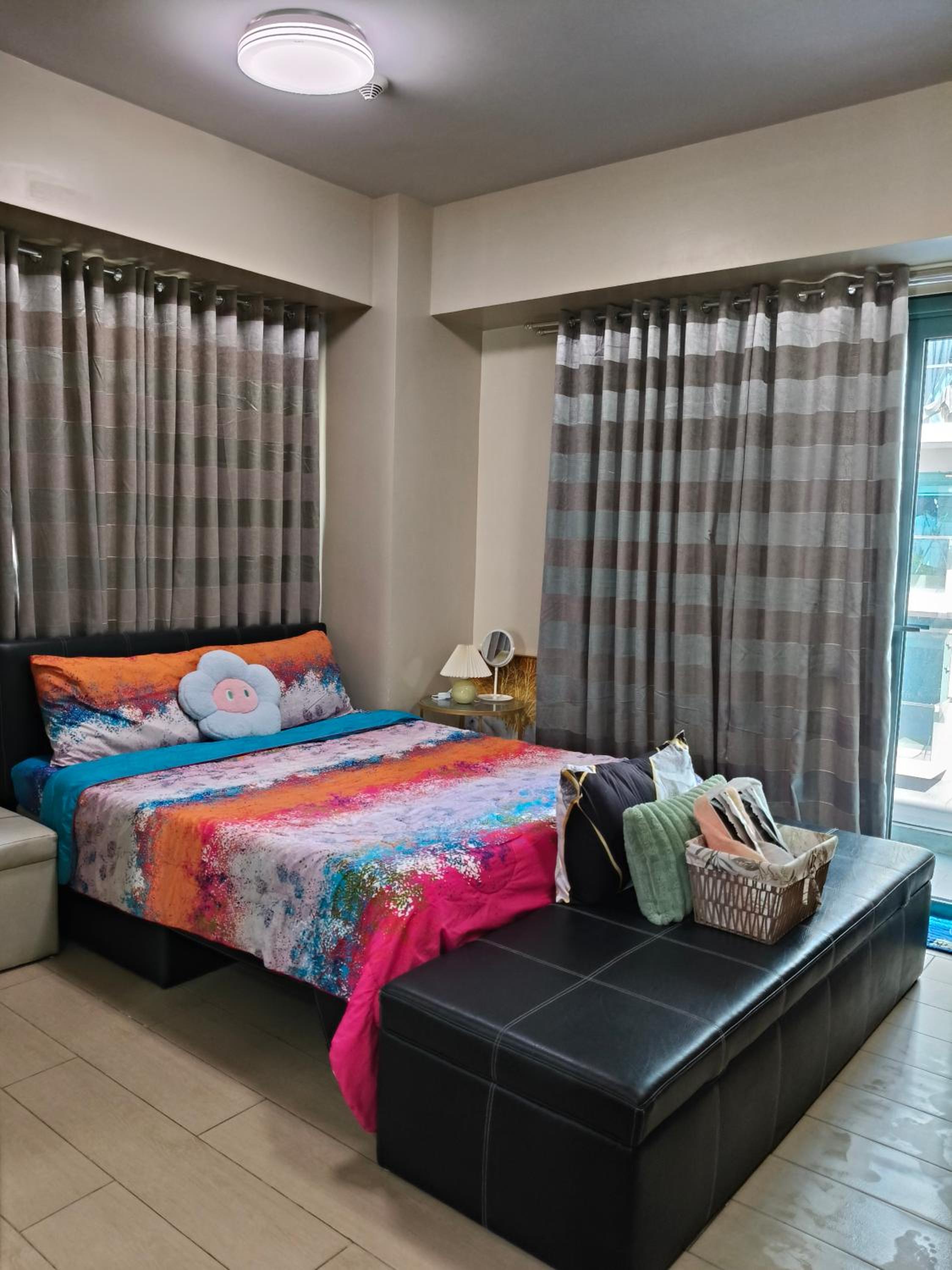 King Room with Pool View