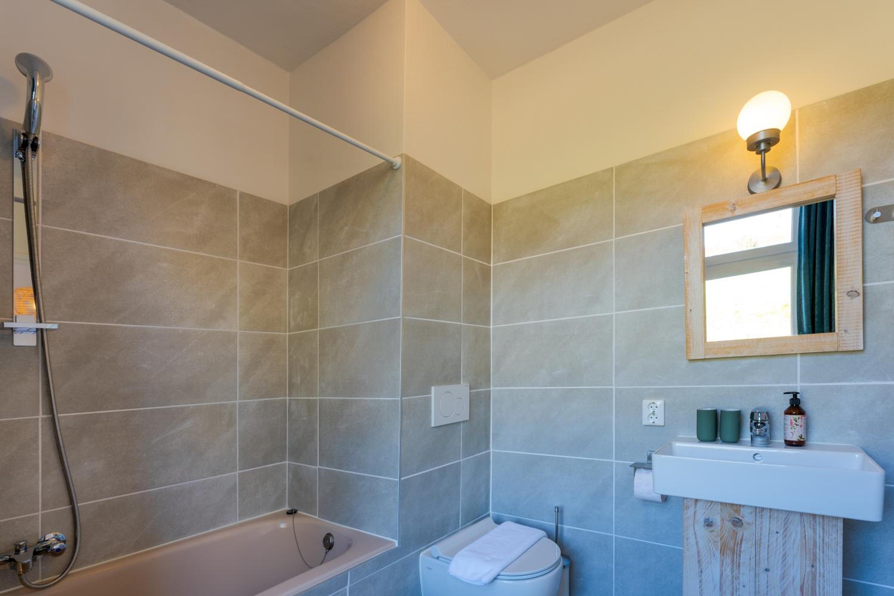 Double Room - Photo 38