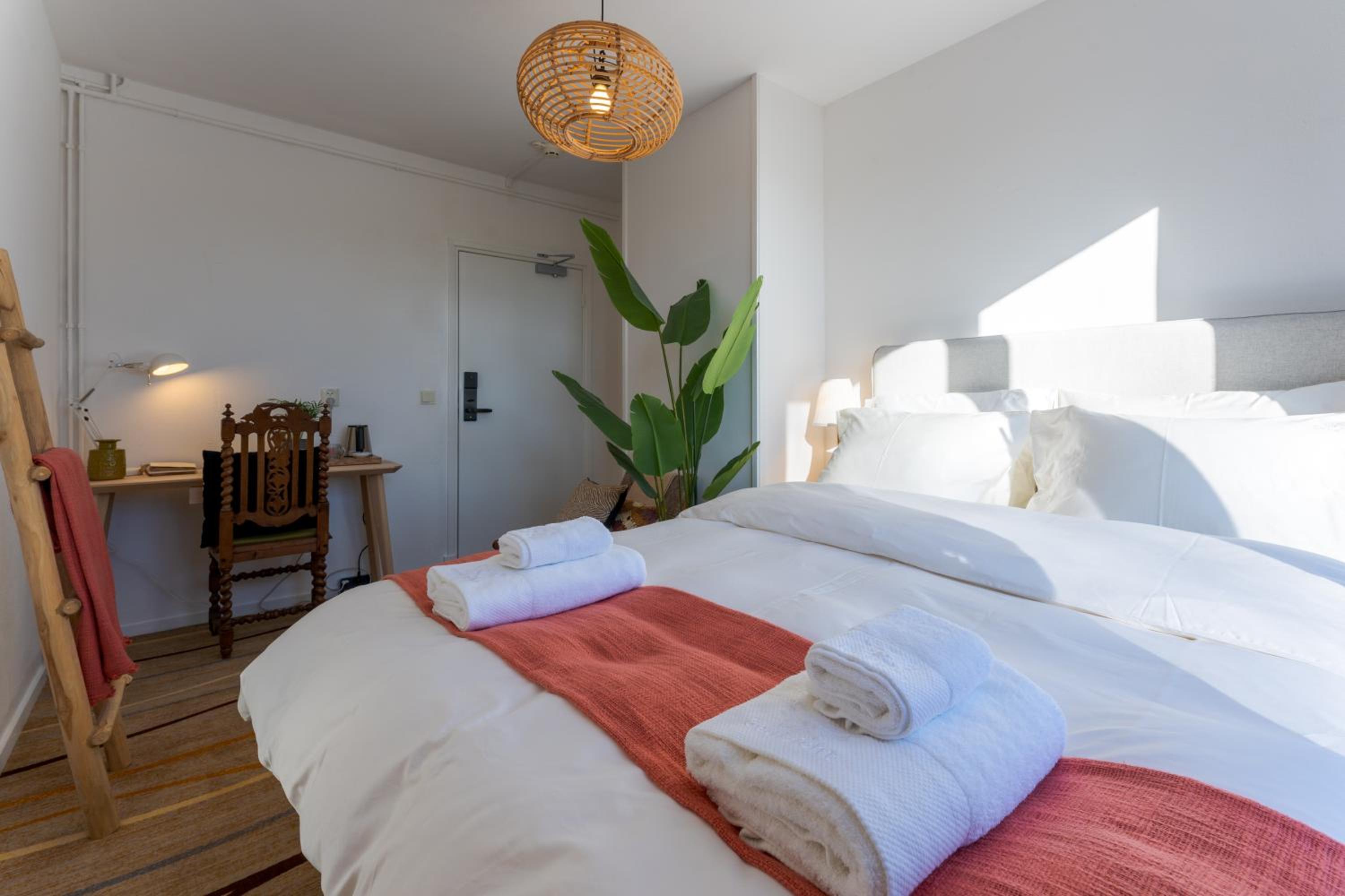 Double Room - Photo 6