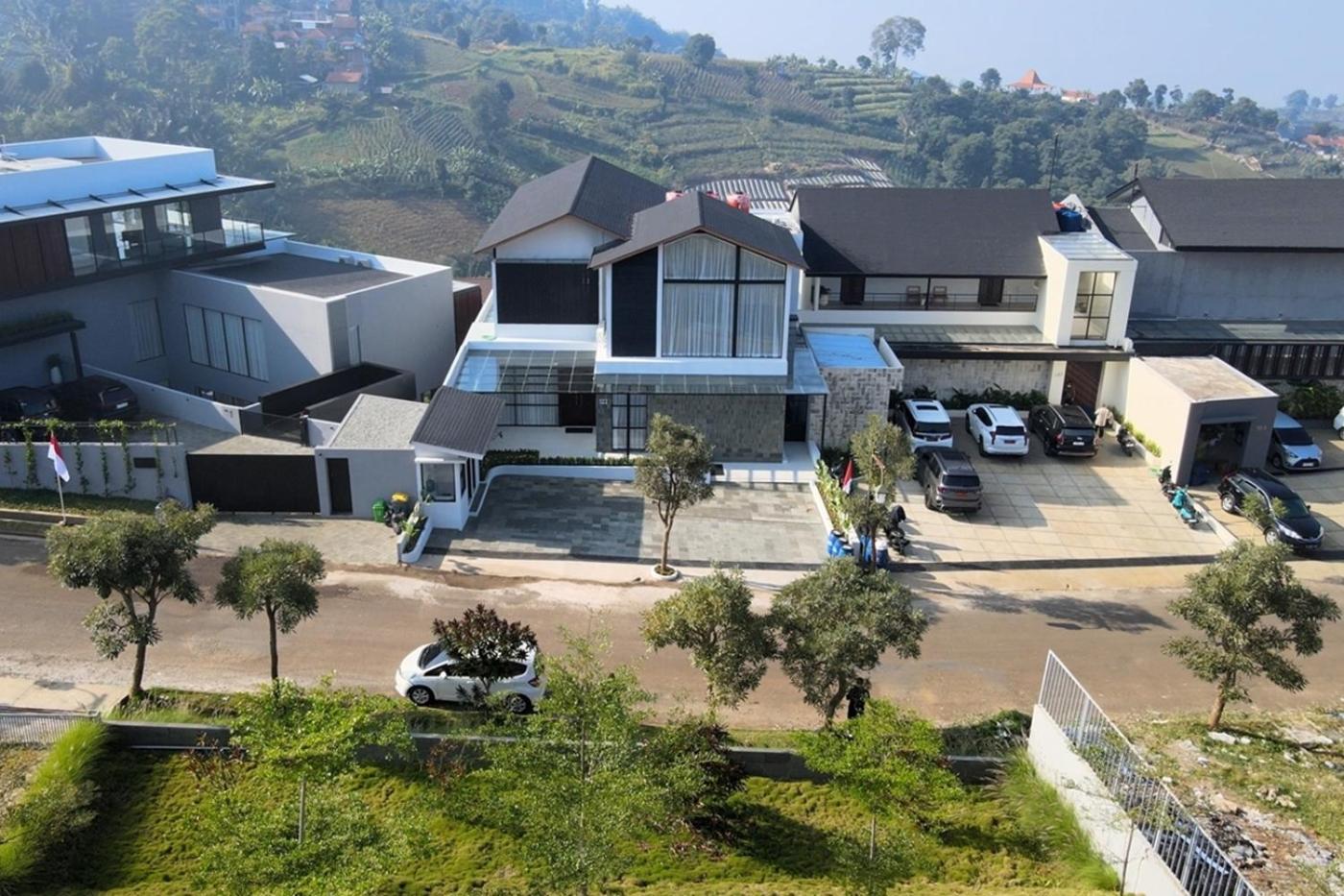 Villa with Private Pool photo 3