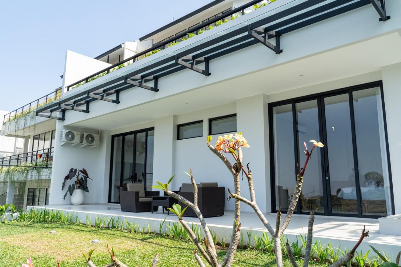 Villa with Private Pool photo 2