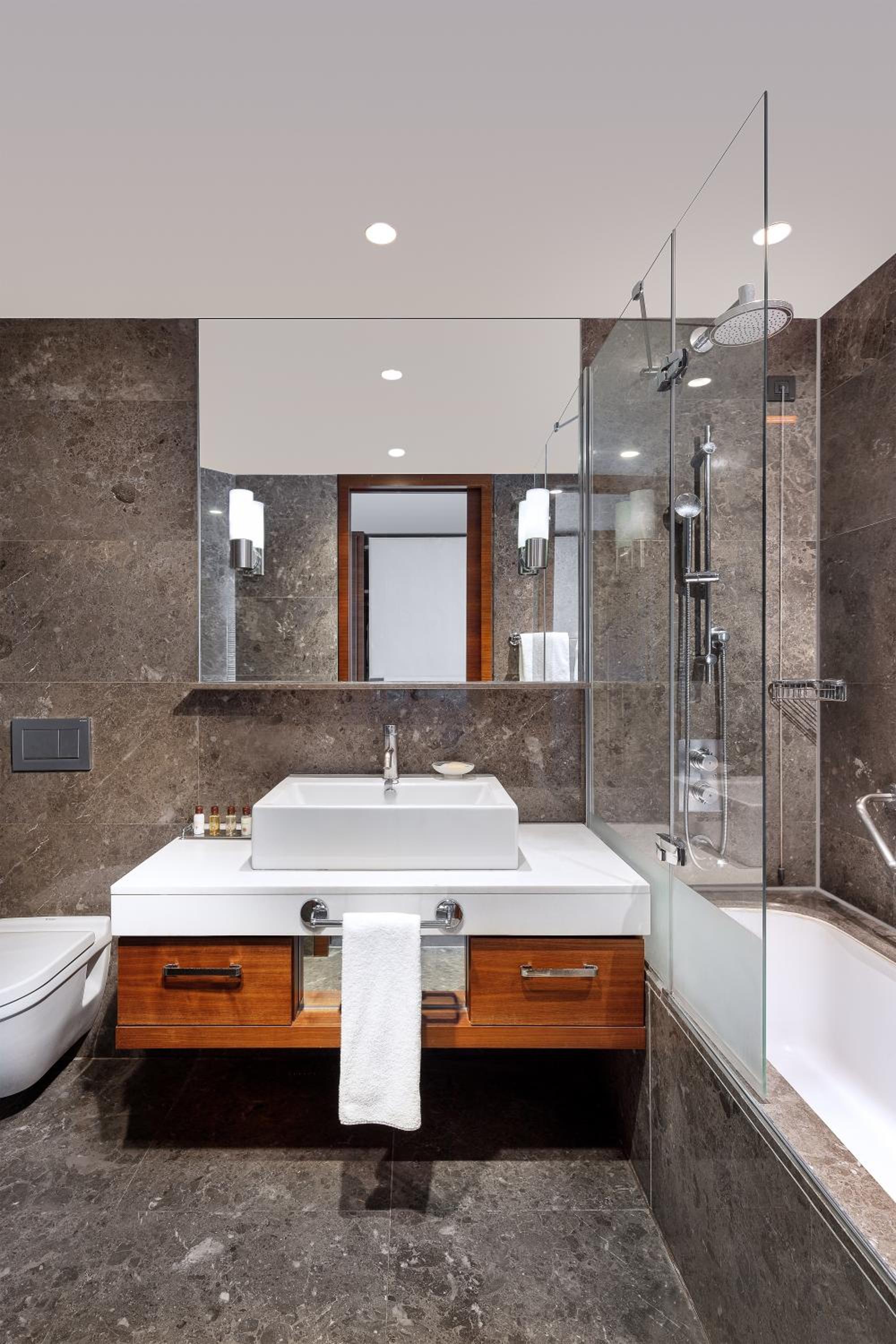 Superior King Room with Sea View