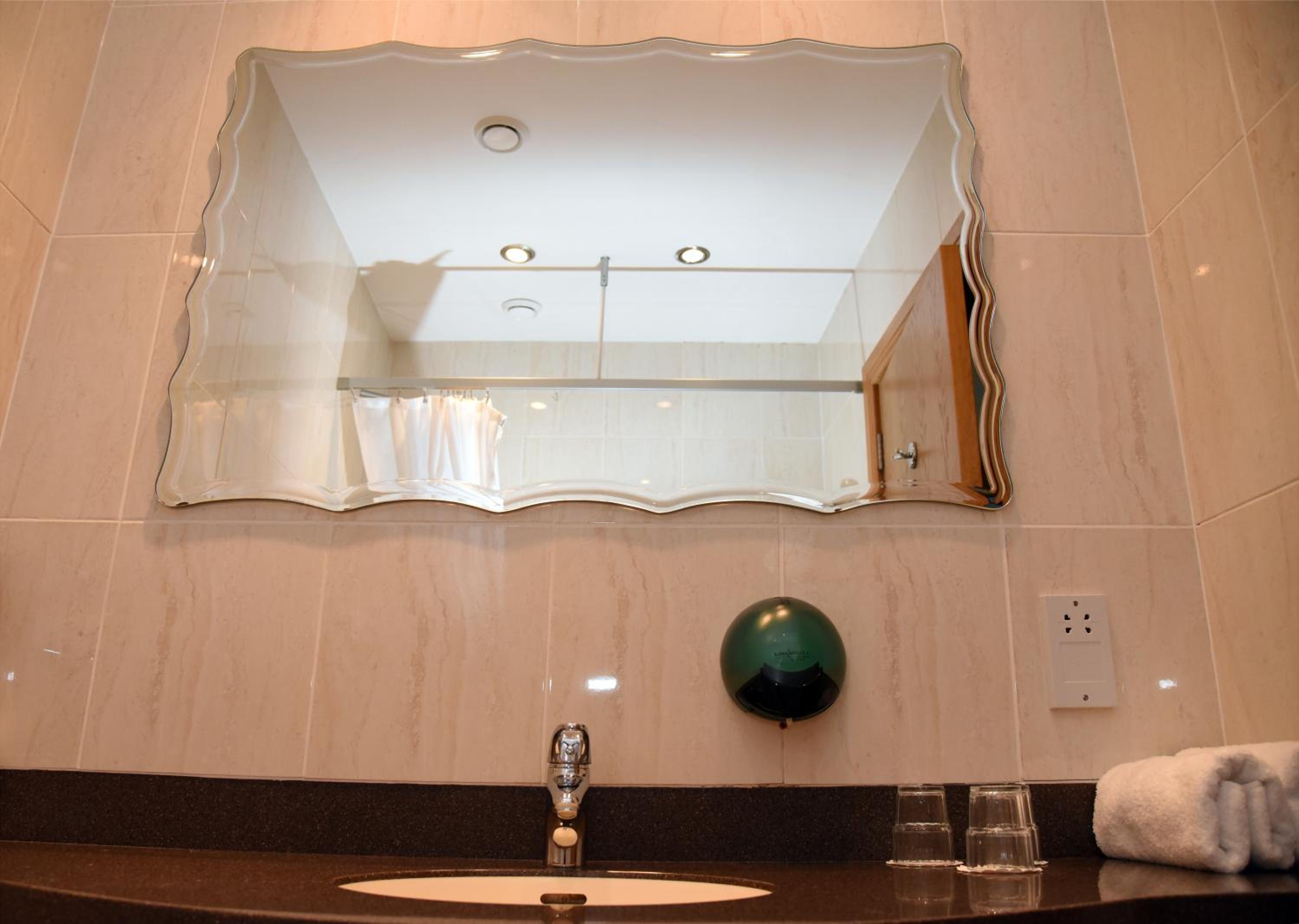 Double Room - Photo 4