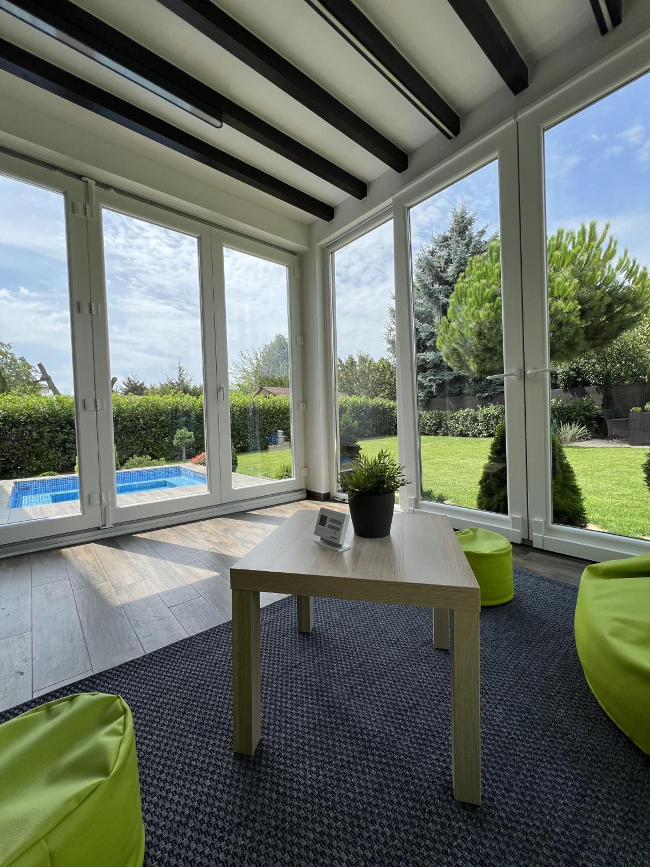One-Bedroom Apartment with Garden View - Photo 9