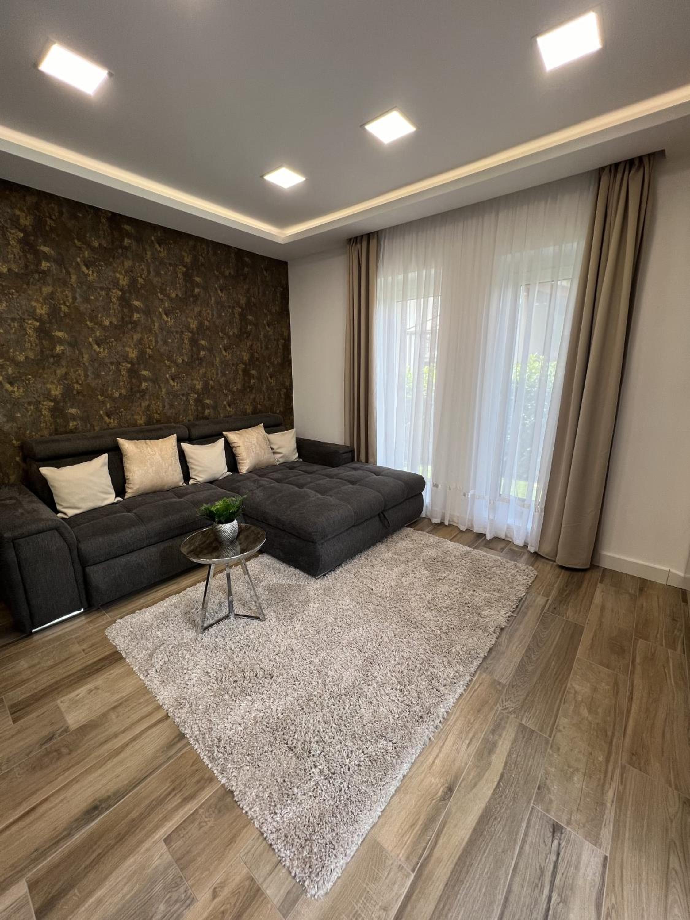 One-Bedroom Apartment with Garden View - Photo 16