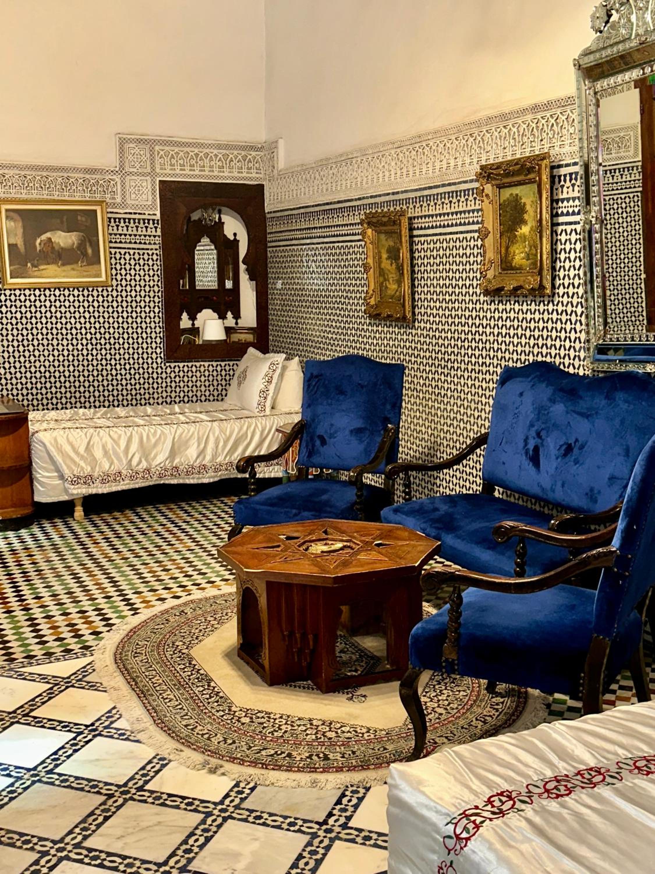 Twin Room - Photo 3