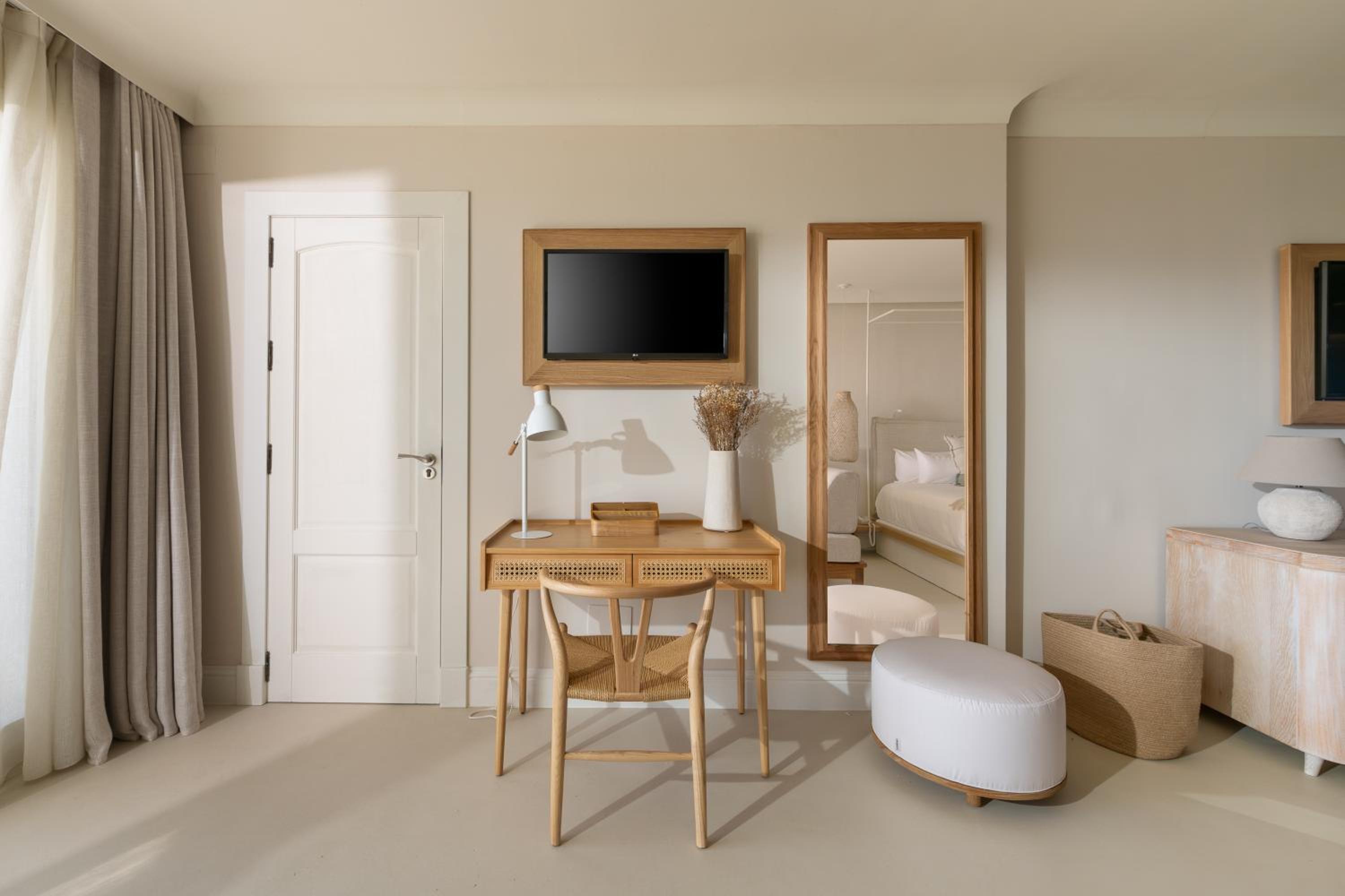 Junior Suite with Sea View Swim-Out "The One" photo 3