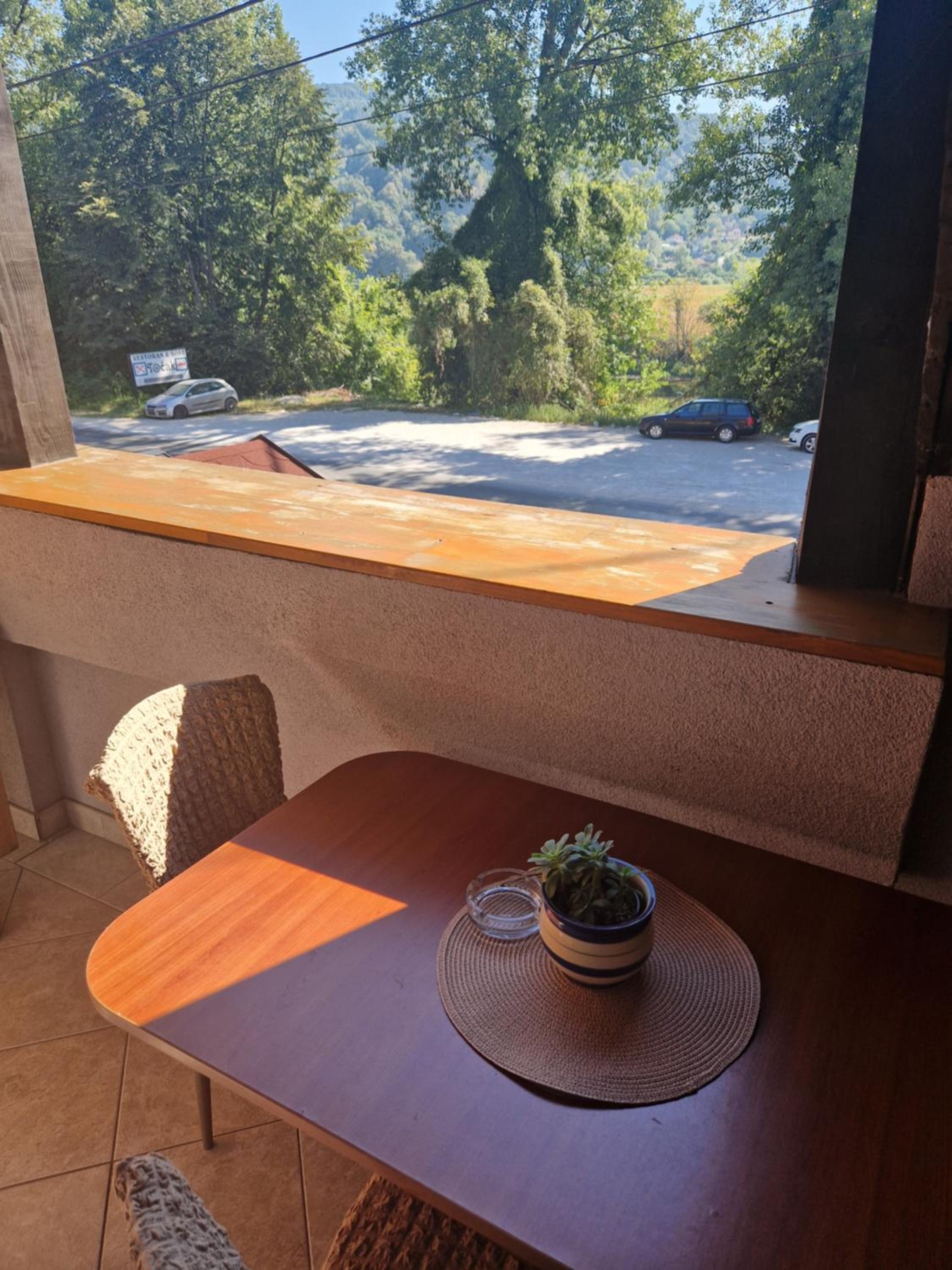 King Suite with Balcony photo 3
