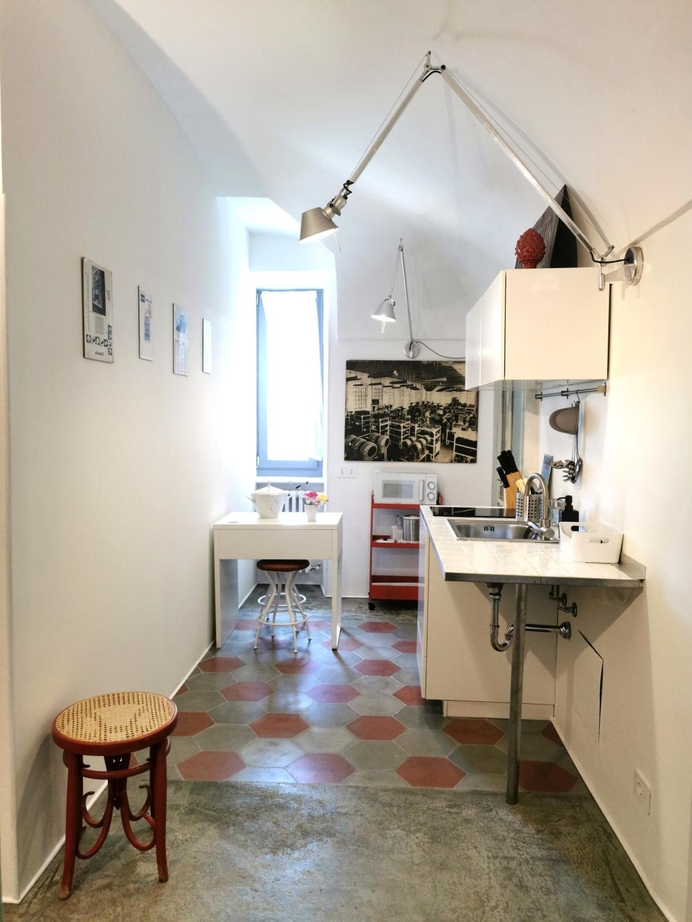 One-Bedroom Apartment photo 2