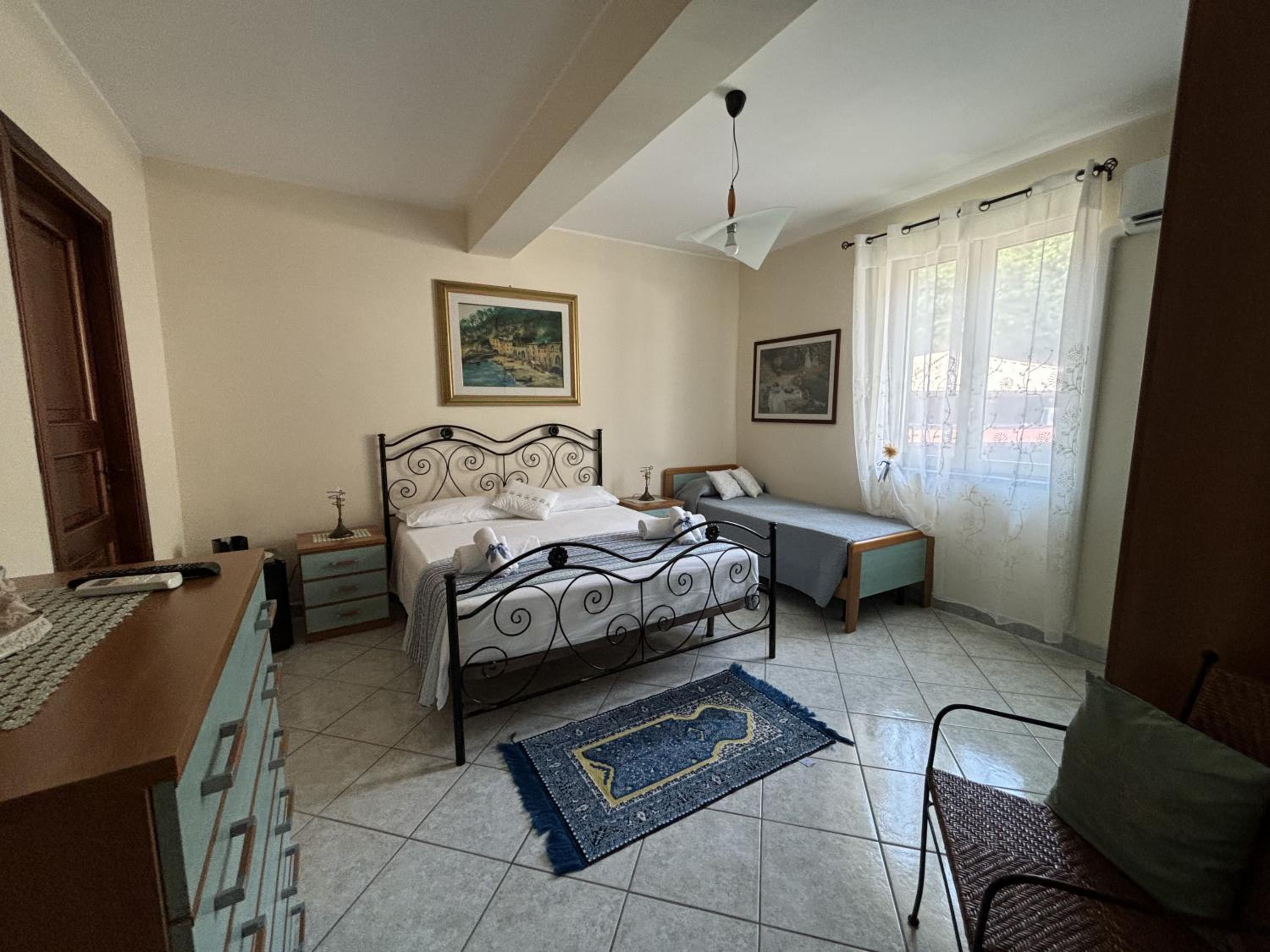 Large Double Room