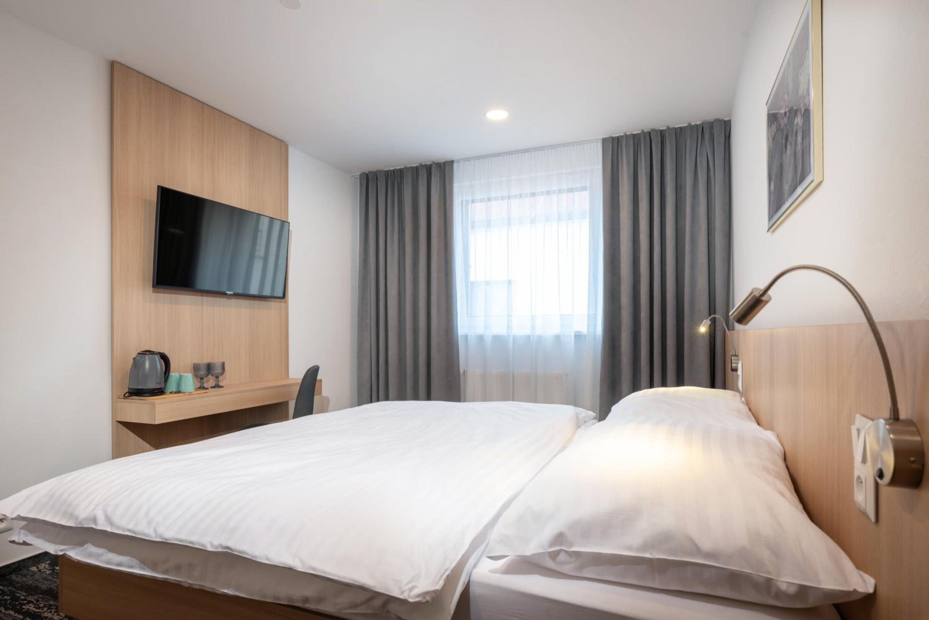 Deluxe Double Room photo 2
